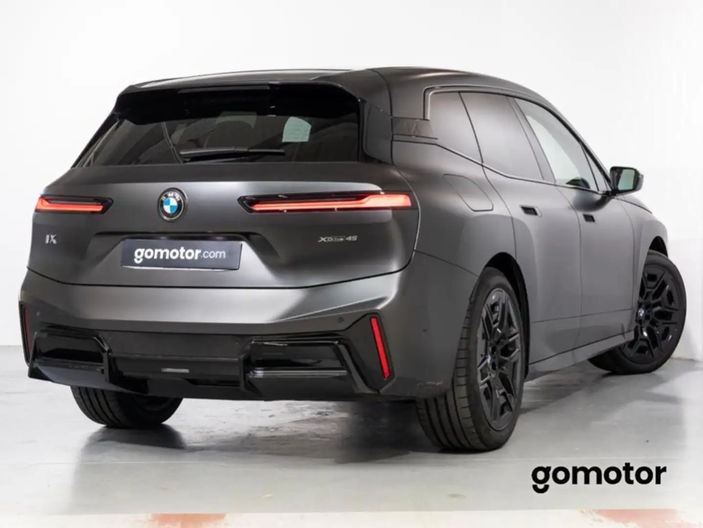 BMW iX xDrive 45 - 2