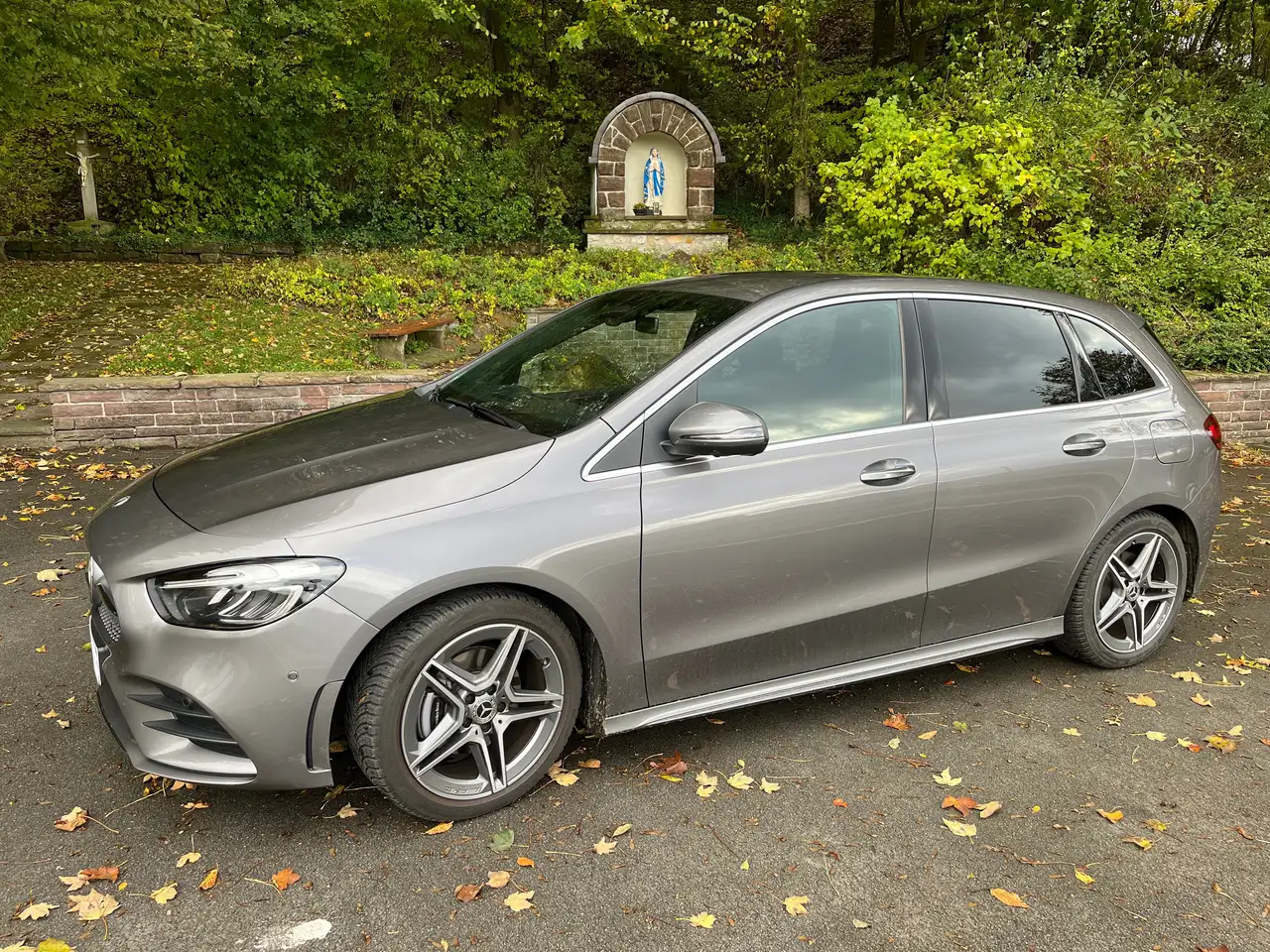 Mercedes-Benz B 200