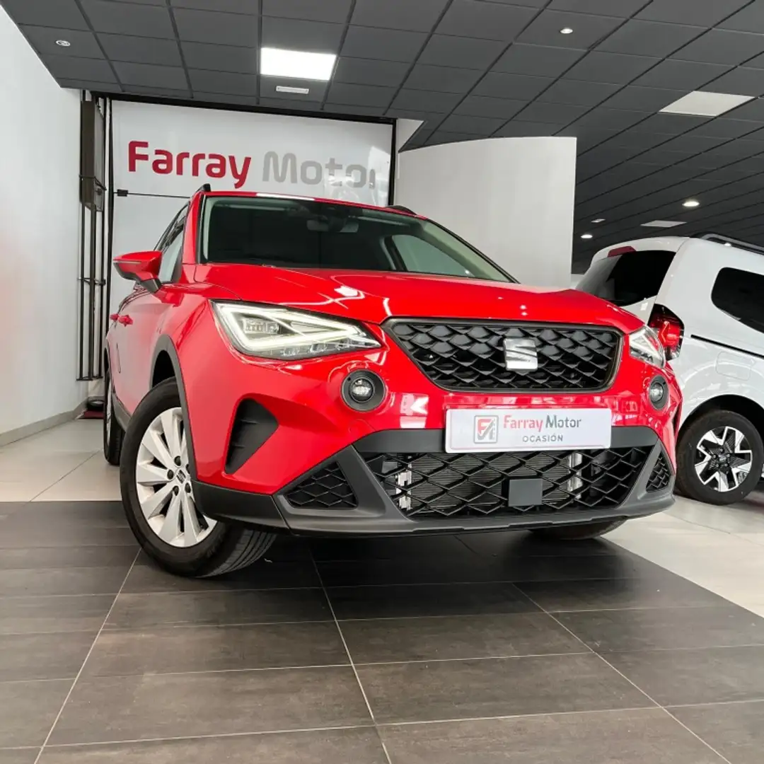 SEAT Arona 1.0 TSI S&S Xperience XS 110 Rood - 2