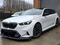 BMW M5 Touring - V8 - 2.000 KM - ALS NIEUW - AKRAPOVIC Wit - thumbnail 1