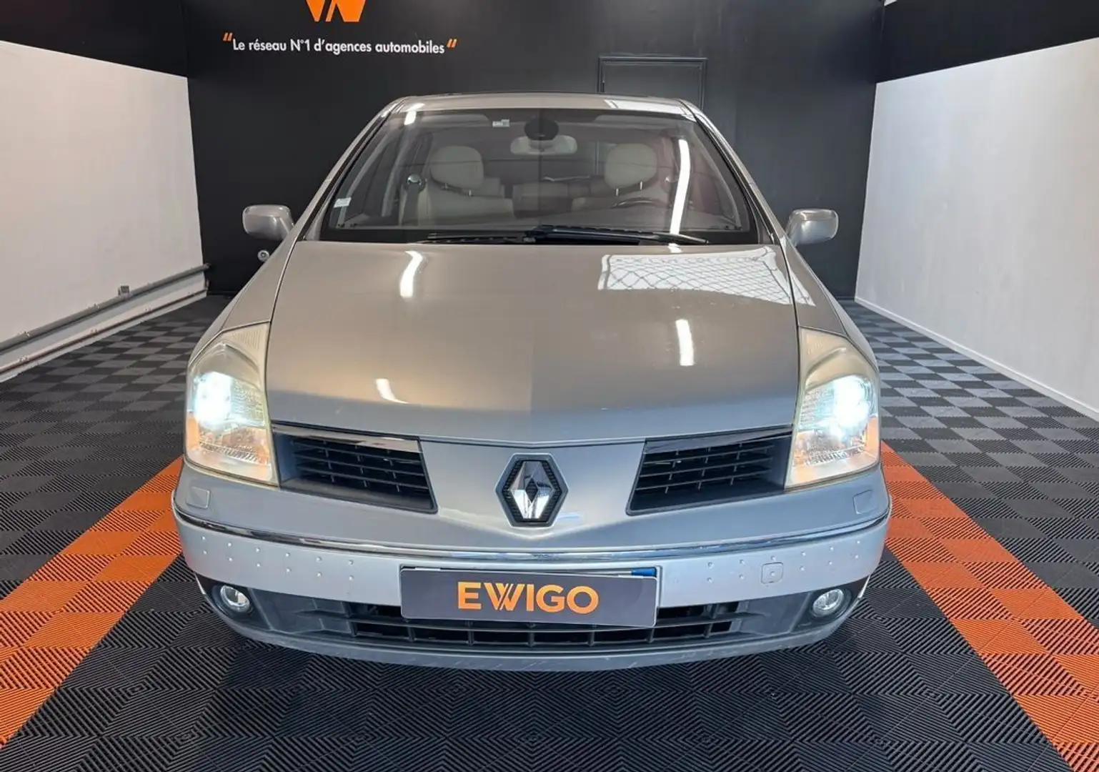 Renault Vel Satis 2.2 dci 150 initiale bva Gris - 2