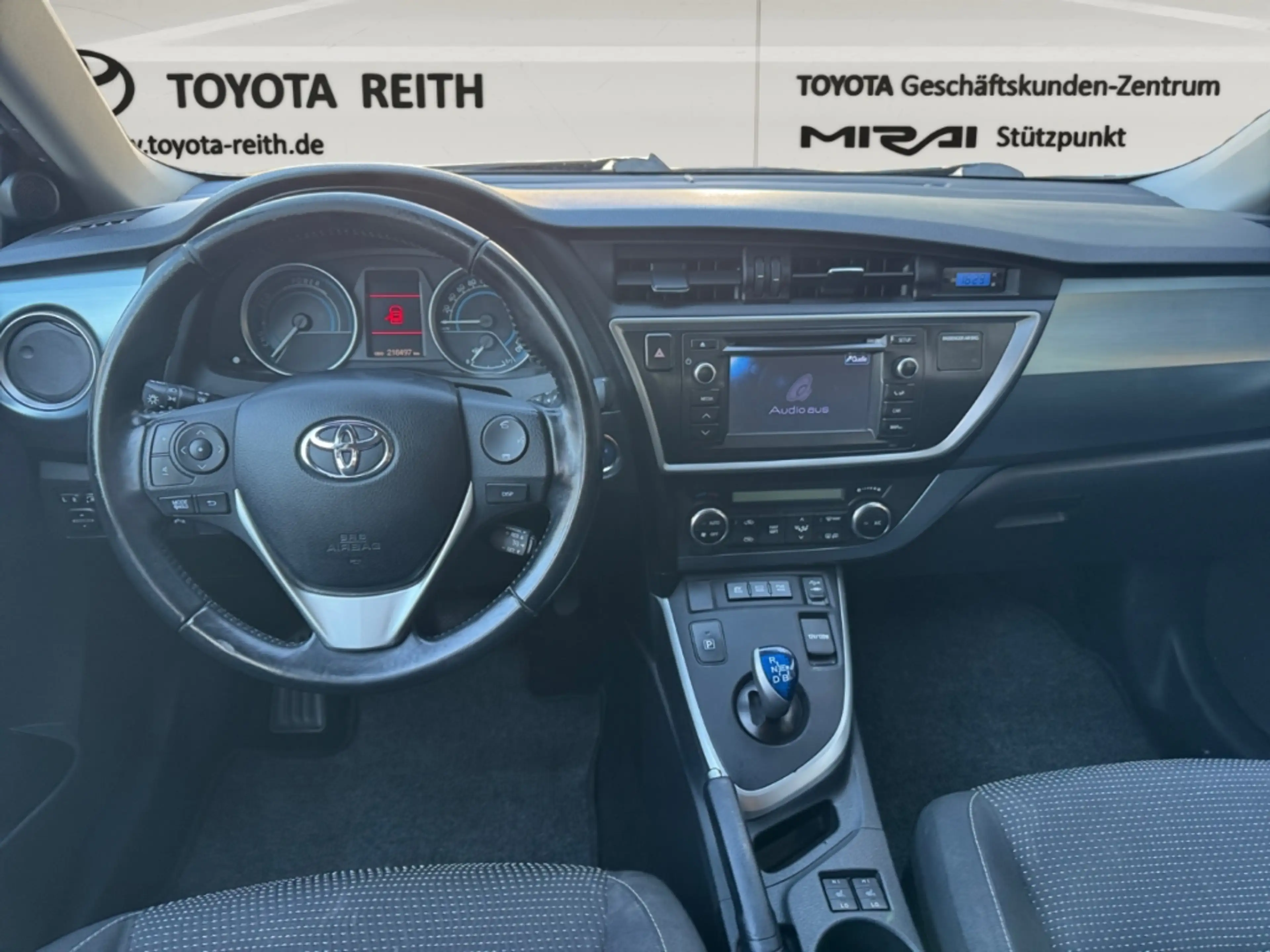 Toyota Auris Hybrid START Edition SHZ Keyless Entry Keyless Sta — photo 11