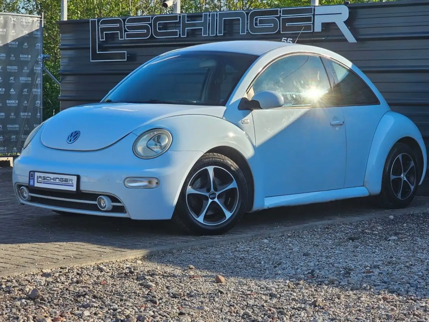 Volkswagen New Beetle Lim. 2.0 KLIMA SHZ Zahnriemen TÜV neu Blau - 1