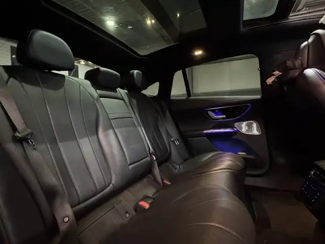 Mercedes-Benz EQE view 11