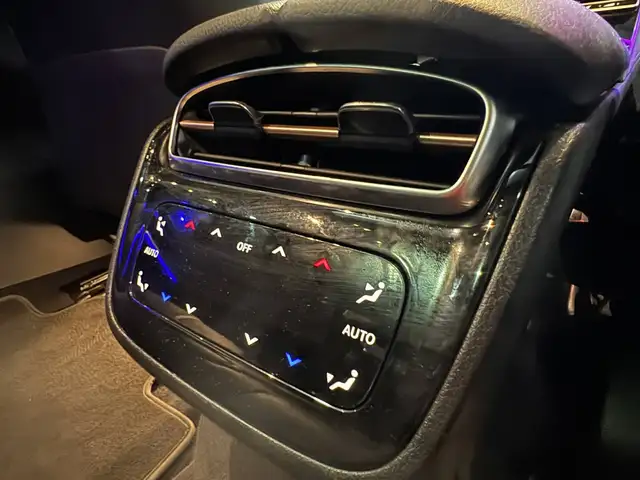 Mercedes-Benz EQE view 20