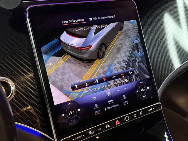 Mercedes-Benz EQE view 17