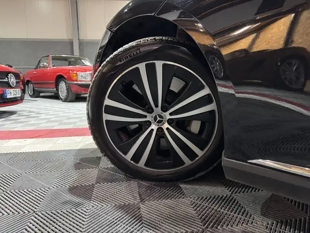 Mercedes-Benz EQE view 24