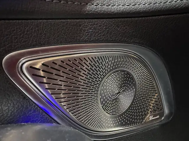 Mercedes-Benz EQE view 16