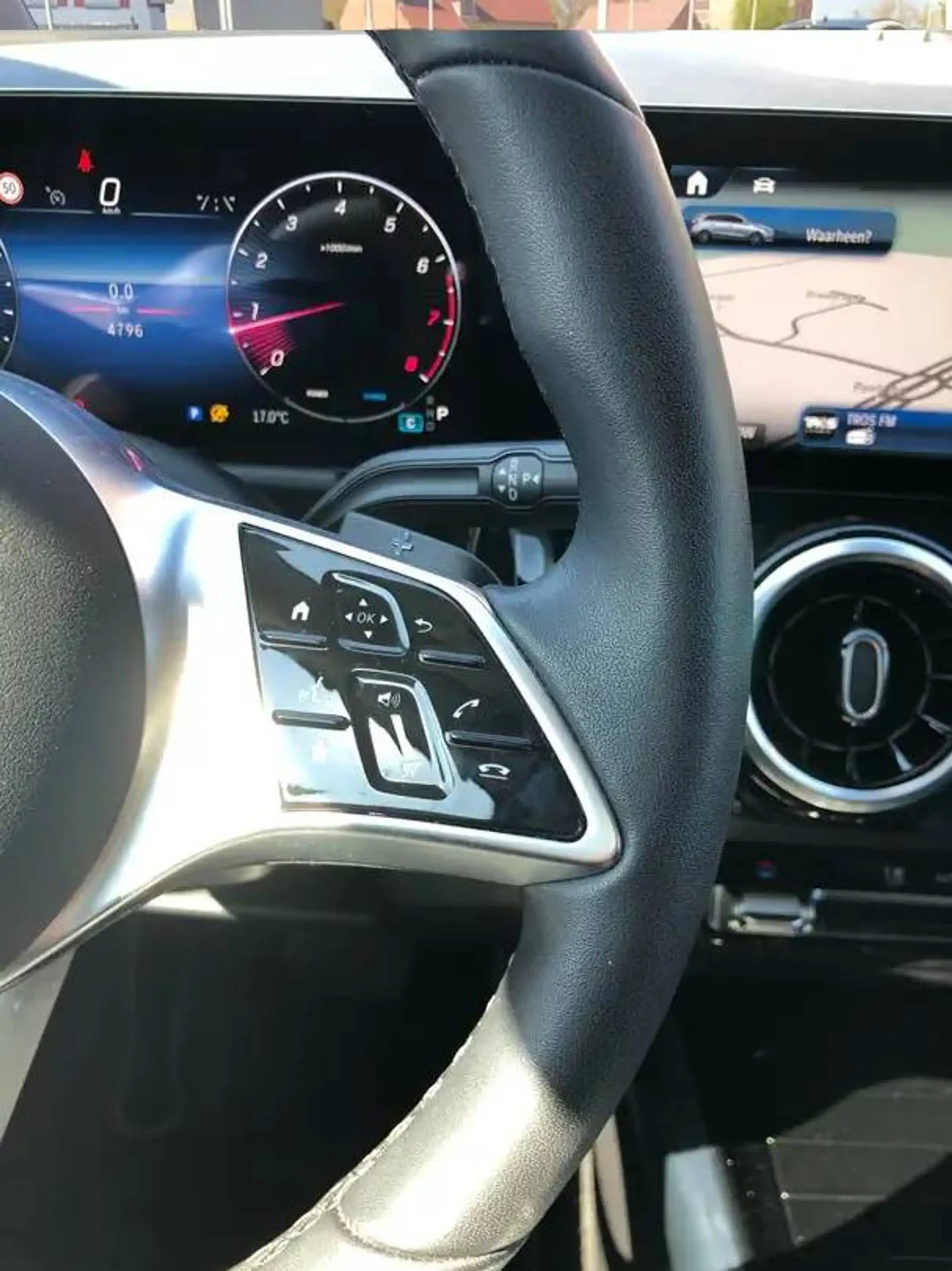 Mercedes-Benz B 180 Business Line Automaat, Camera, Carplay, Winter pack — photo 13