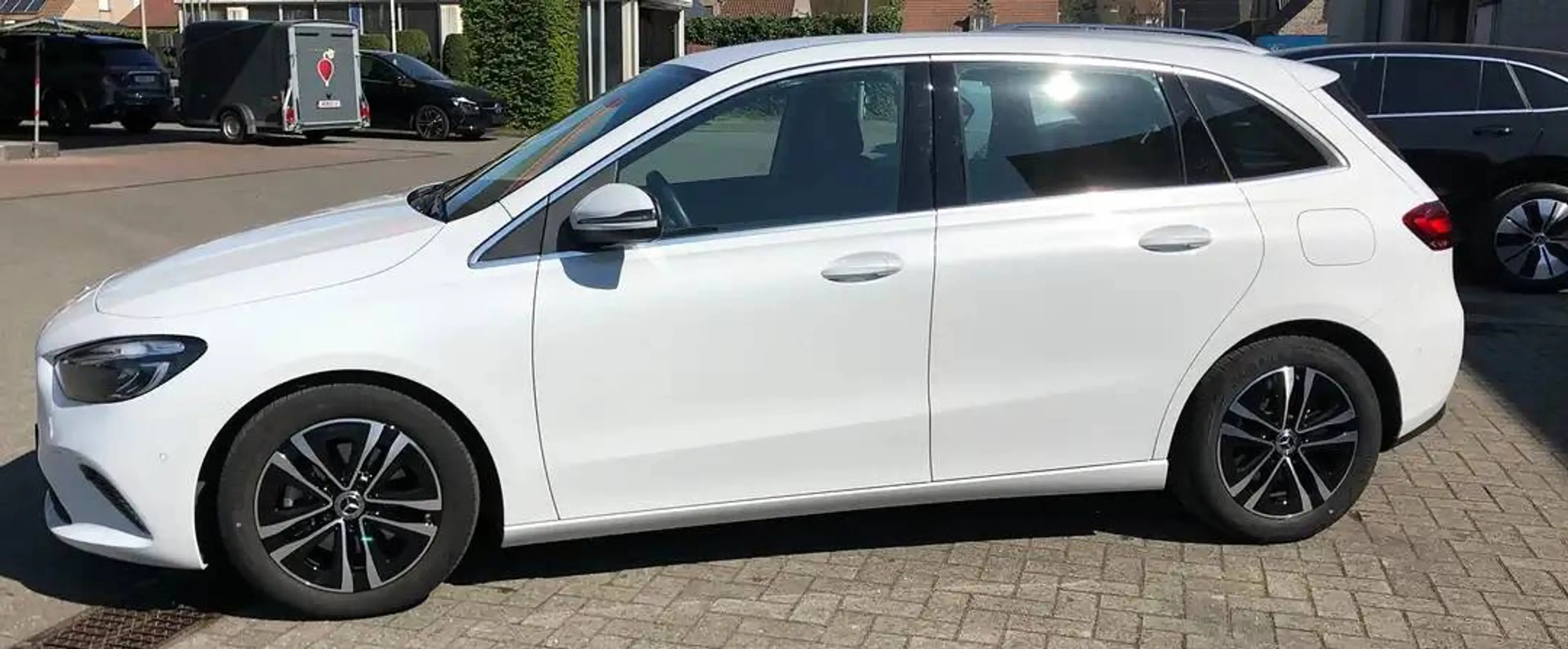 Mercedes-Benz B 180 Business Line Automaat, Camera, Carplay, Winter pack — photo 5