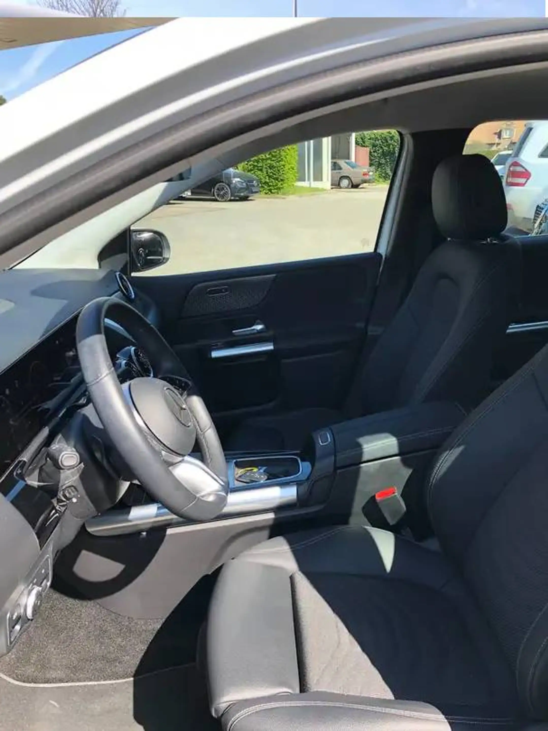 Mercedes-Benz B 180 Business Line Automaat, Camera, Carplay, Winter pack — photo 8
