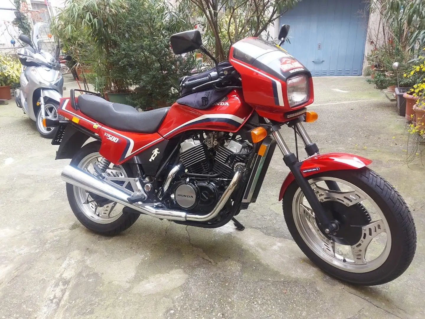 Honda VT 500 Червоний - 1