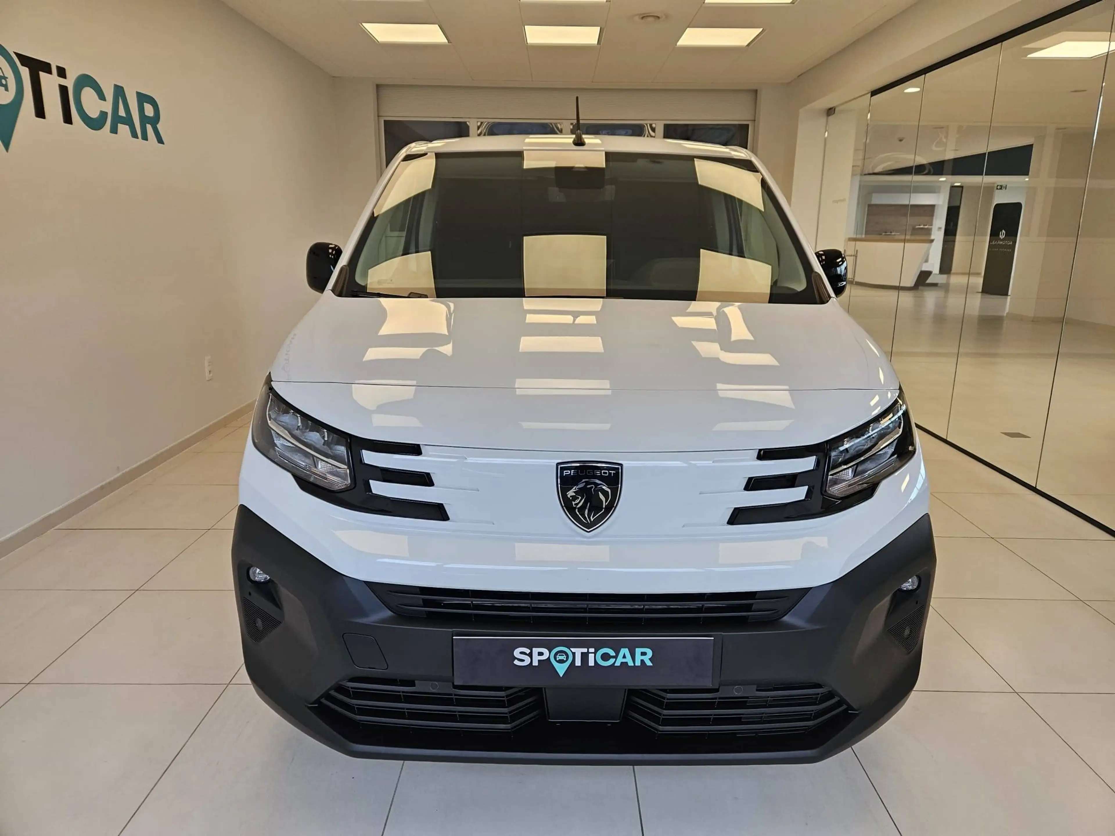 Peugeot Partner Partner 1.5 BlueHDi L1 STD Light Edition S/S — photo 2