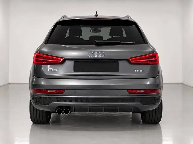 Audi Q3 view 2