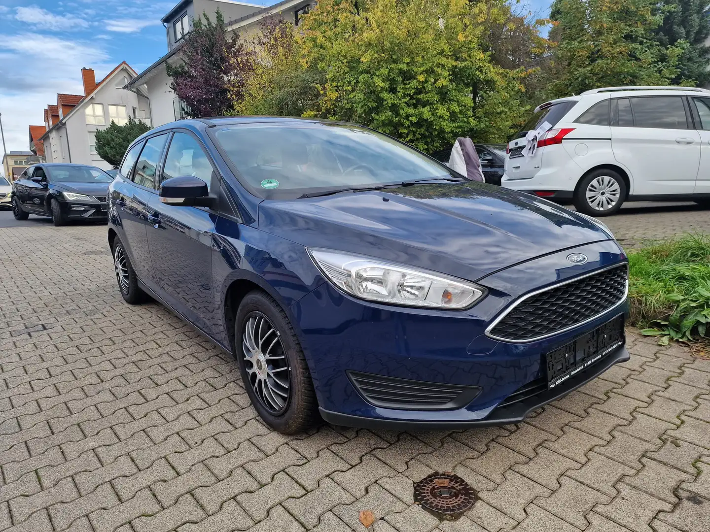 Ford Focus Turnier Trend *PDC*Anhängerkupplung* Blauw - 2