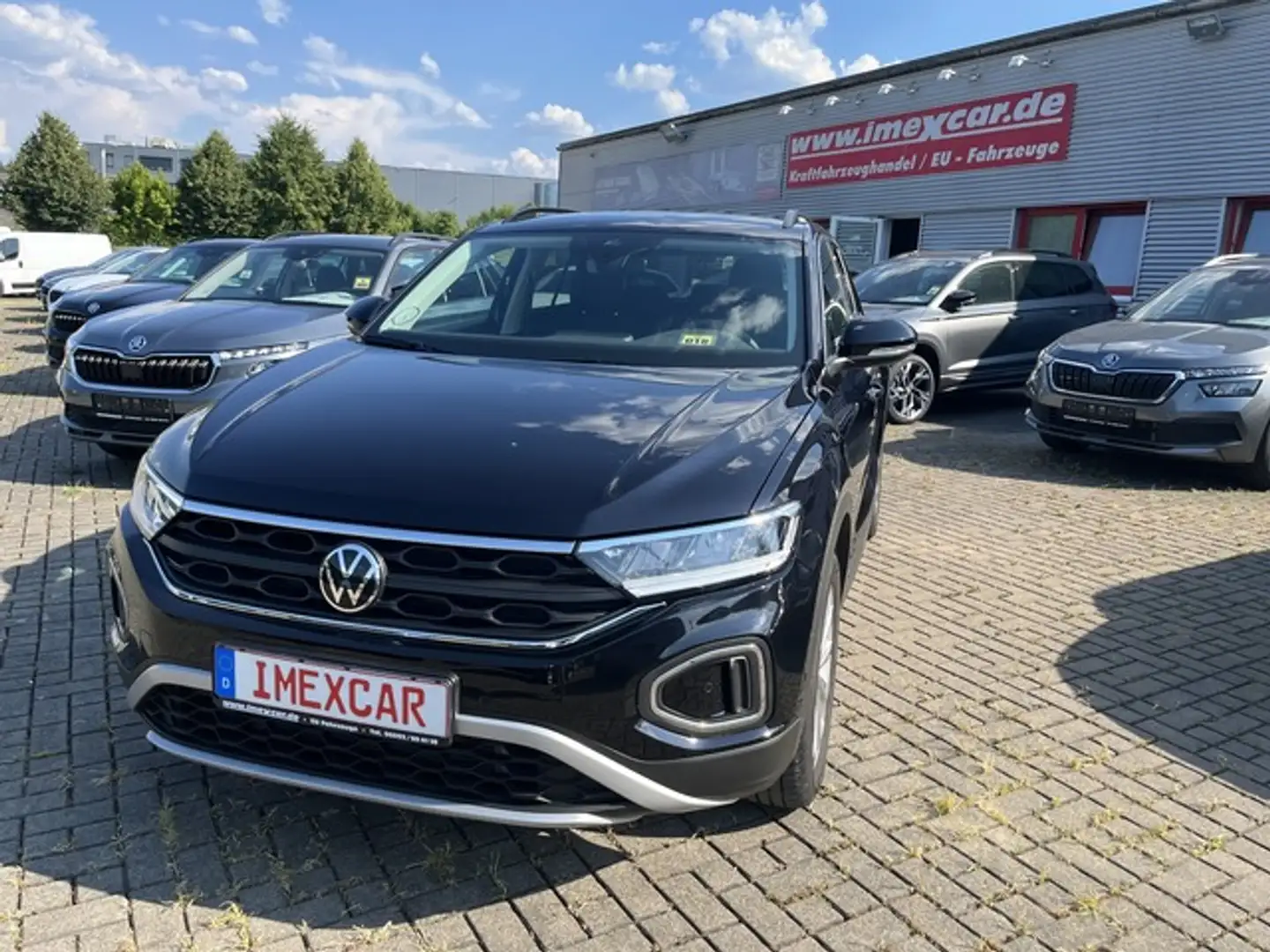 Volkswagen T-Roc 1.5 TSI DSG Life + LED + Kamera + ACC + PDC v+h + Noir - 1