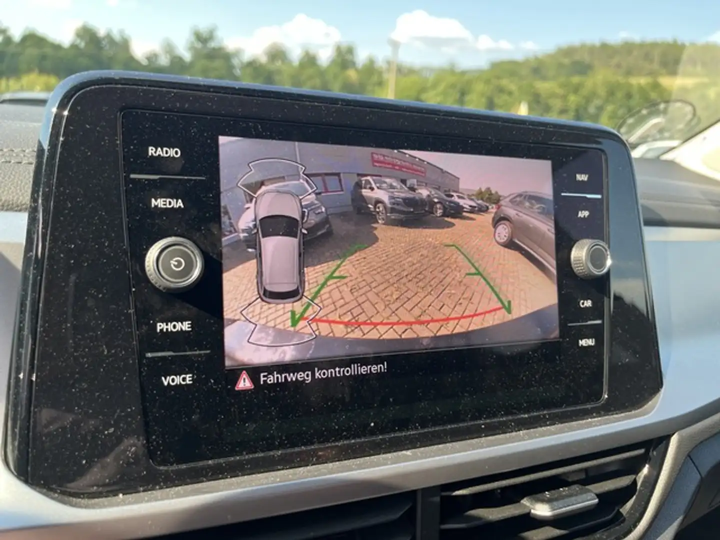 Volkswagen T-Roc 1.5 TSI DSG Life + LED + Kamera + ACC + PDC v+h + Noir - 2