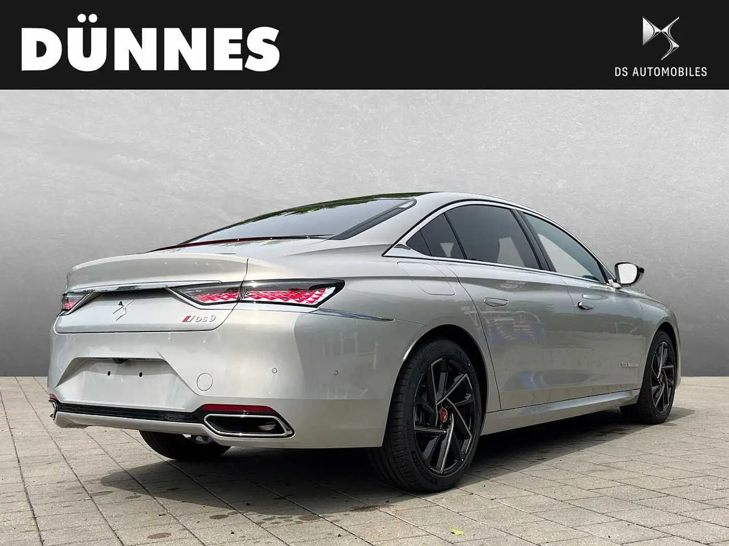 DS Automobiles DS 9 Automobiles DS9 PERFORMANCE LINE + *PureTech 225 A Grau - 2