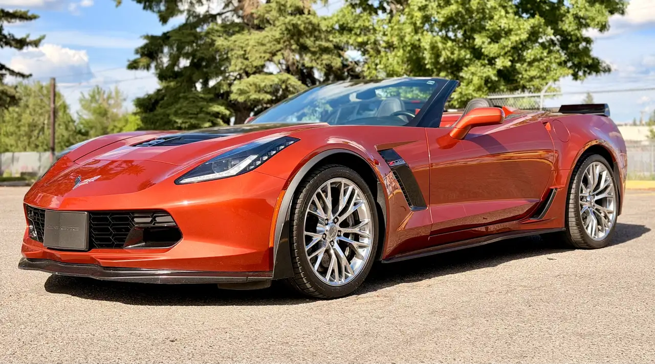 Chevrolet Corvette снимка Chevrolet Corvette
