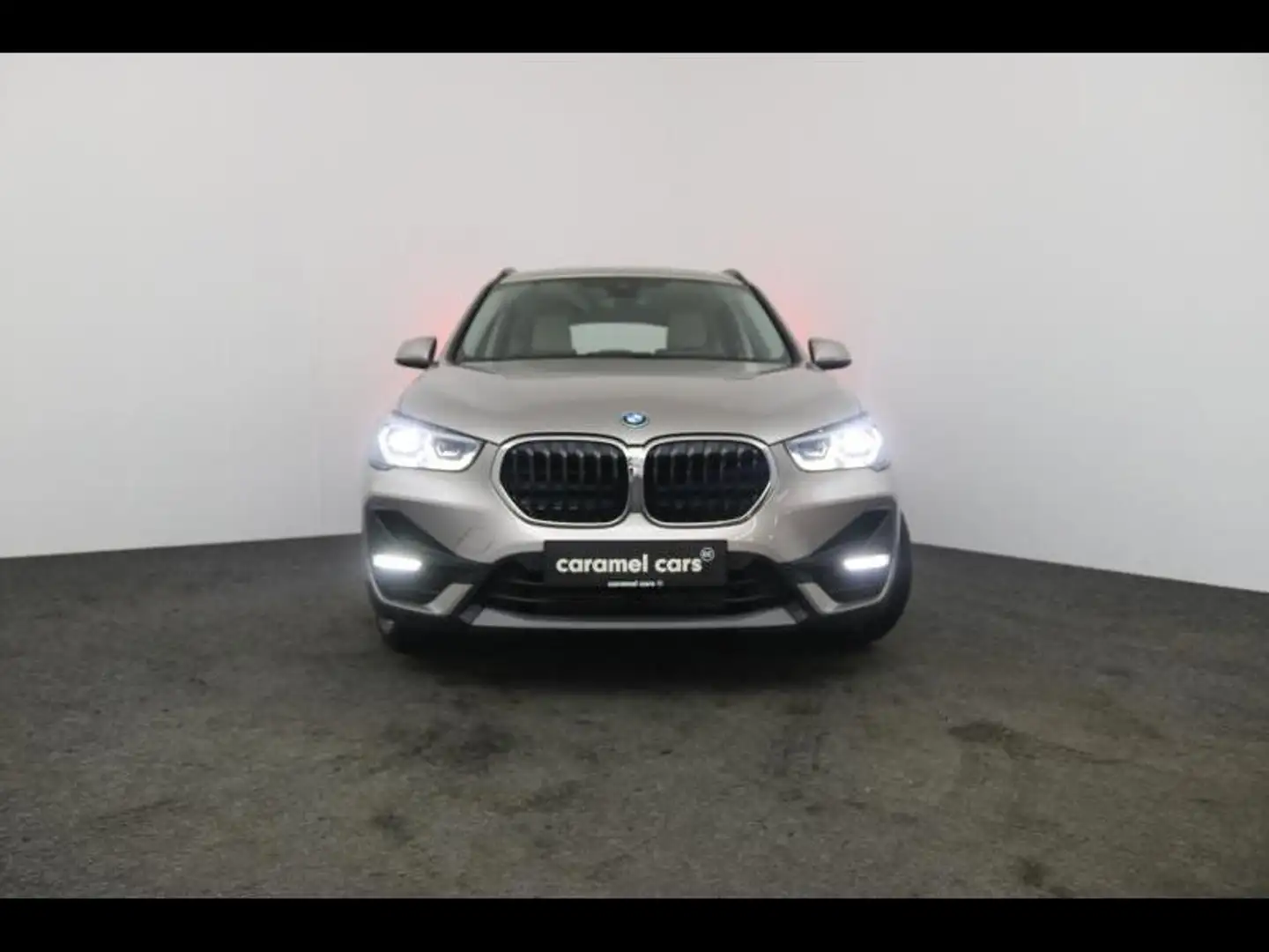 BMW X1 PHEV AUTOMAAT X-DRIVE 25E *LEDER*DAB*GPS*CAMERA+SE Beige - 2