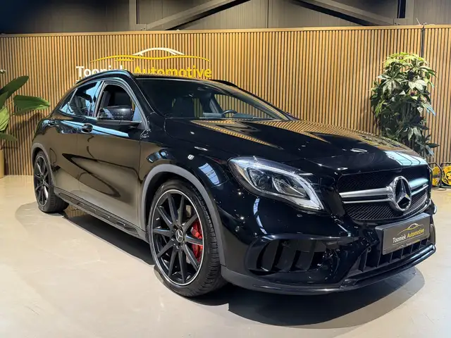 Mercedes-Benz GLA 45 AMG 4MATIC Premium