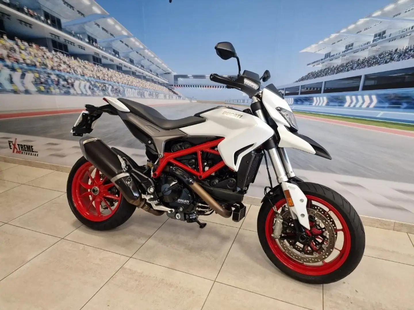Ducati Hypermotard 939 Hypermotard 939 Bílá - 1