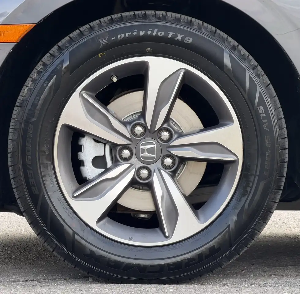 Honda Odyssey снимка Honda Odyssey