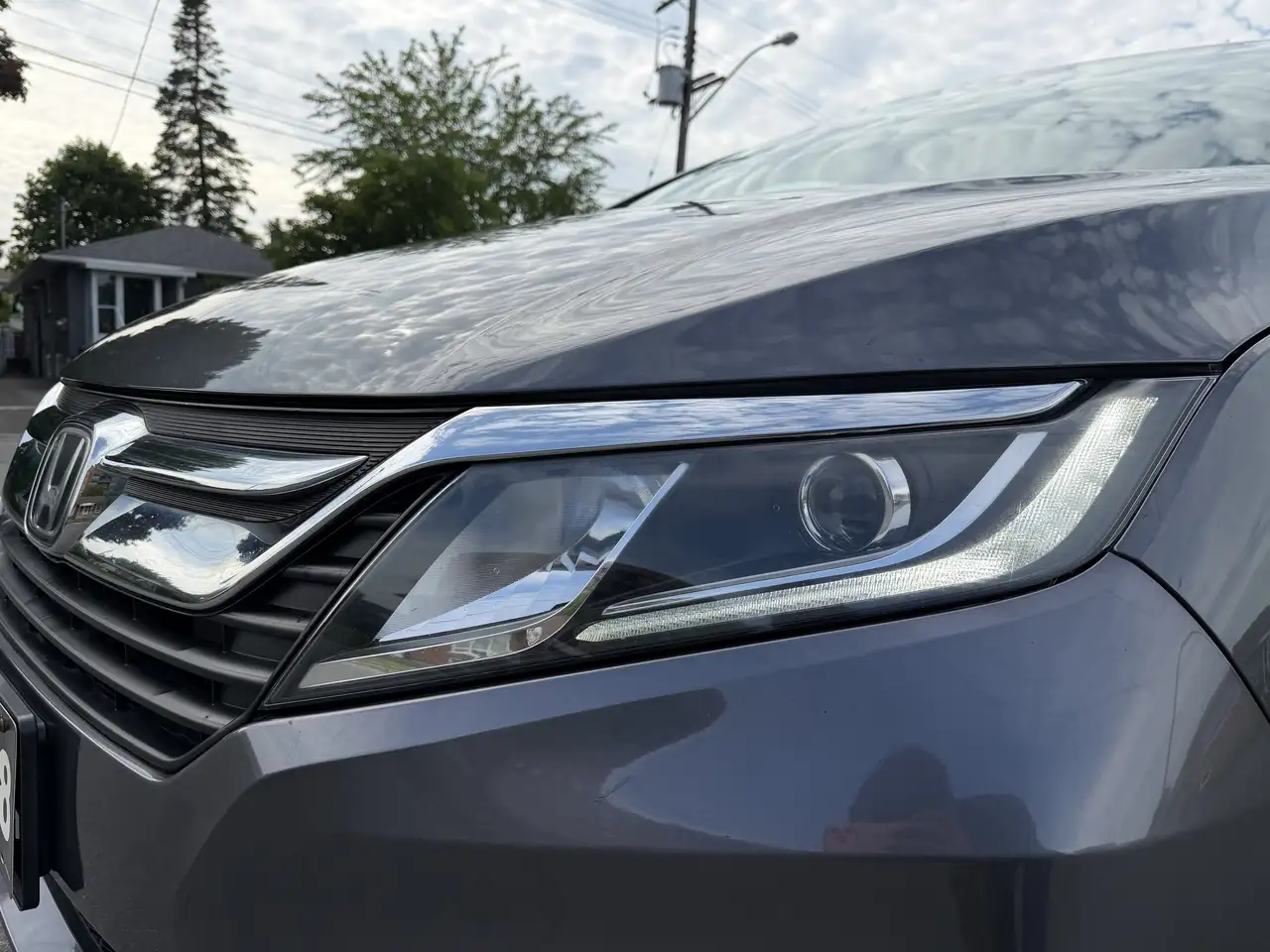 Honda Odyssey снимка Honda Odyssey