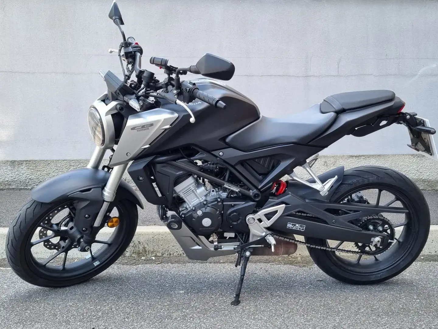 Honda CB 125 R Grigio - 2