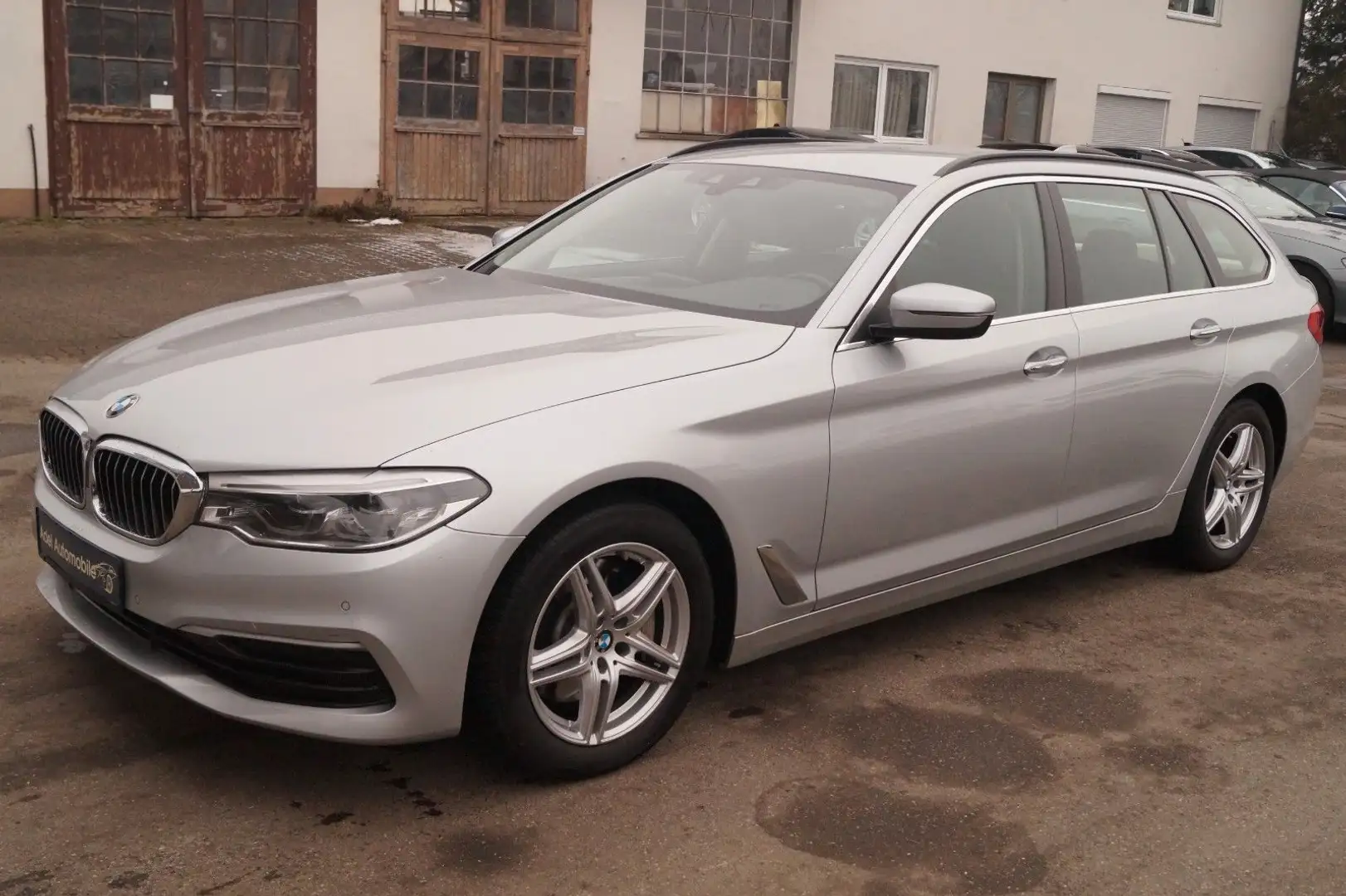 BMW 530 5 Touring 530 d xDrive Argent - 1