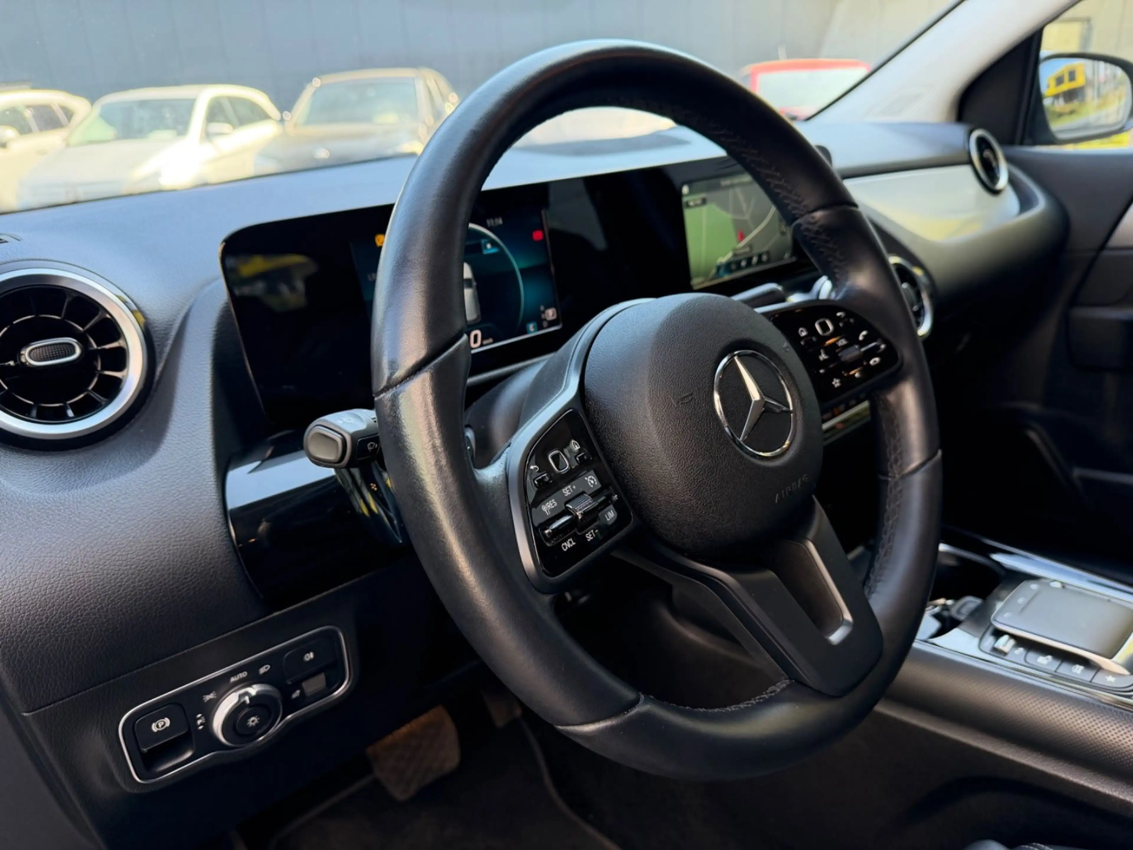 Mercedes-Benz B 200 d/LED/ALU/AUTOMATIK/50000KM/TOP* — photo 14