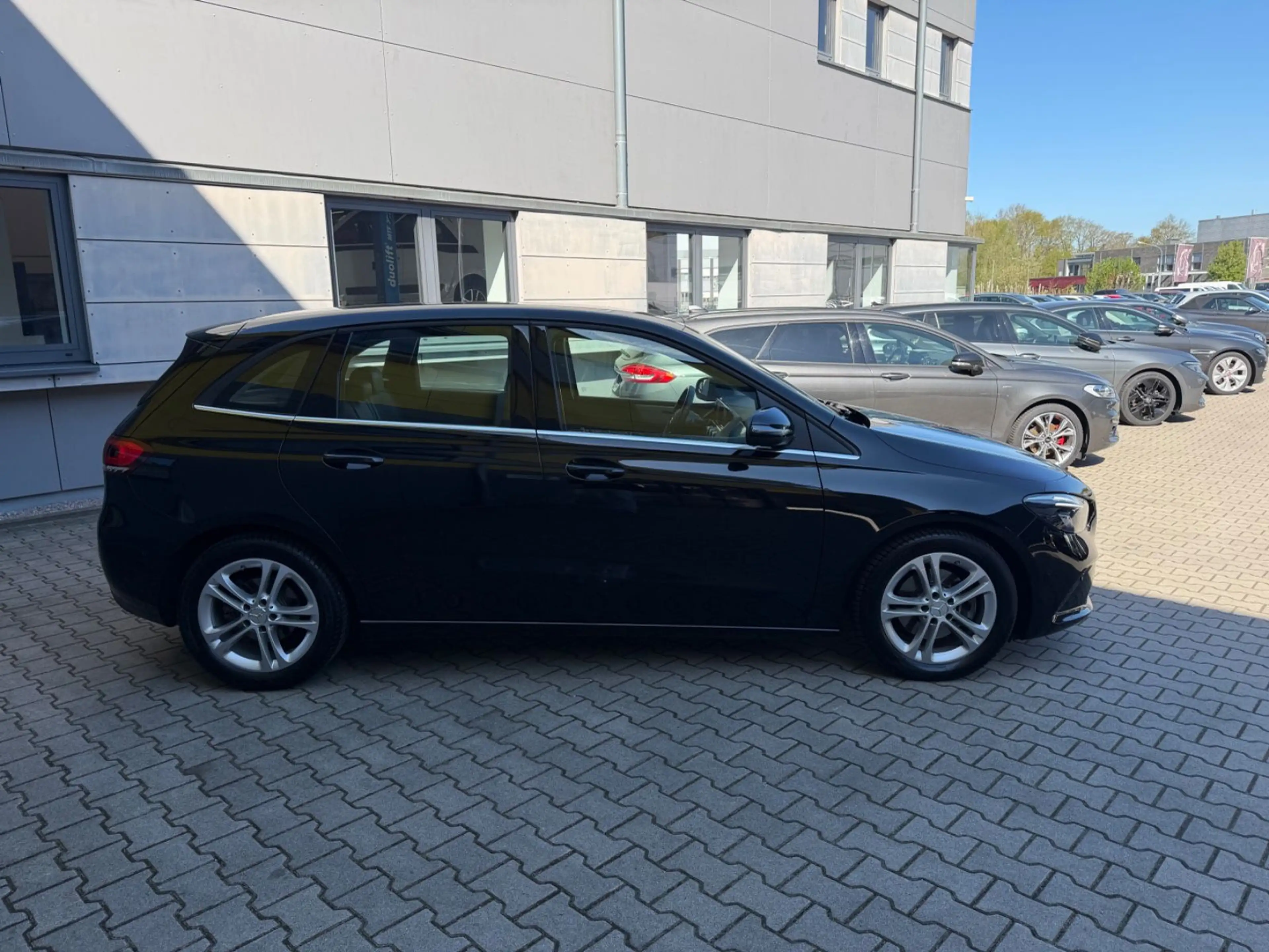 Mercedes-Benz B 200 d/LED/ALU/AUTOMATIK/50000KM/TOP* — photo 7