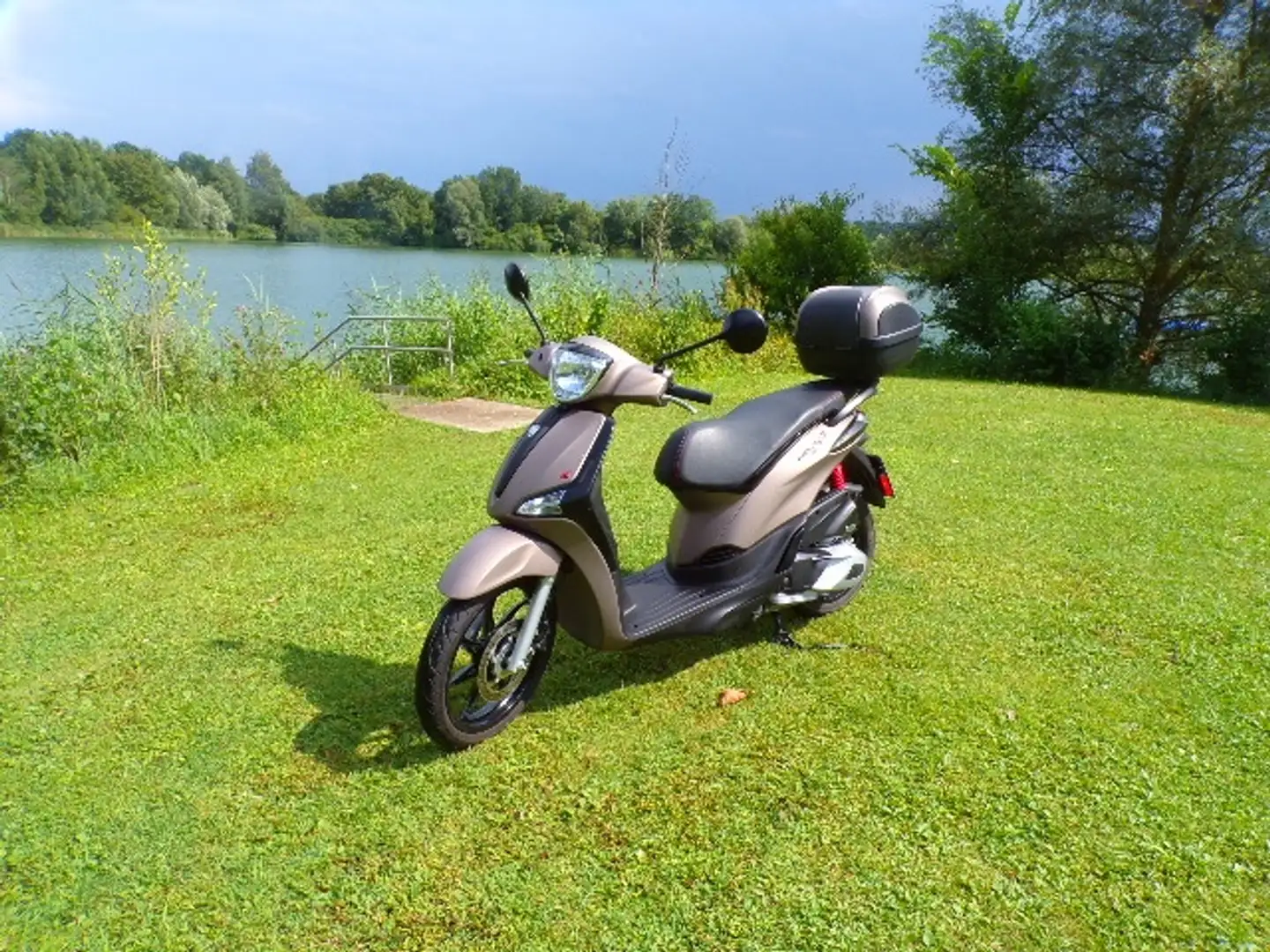 Piaggio Liberty 125 S Bronz - 1