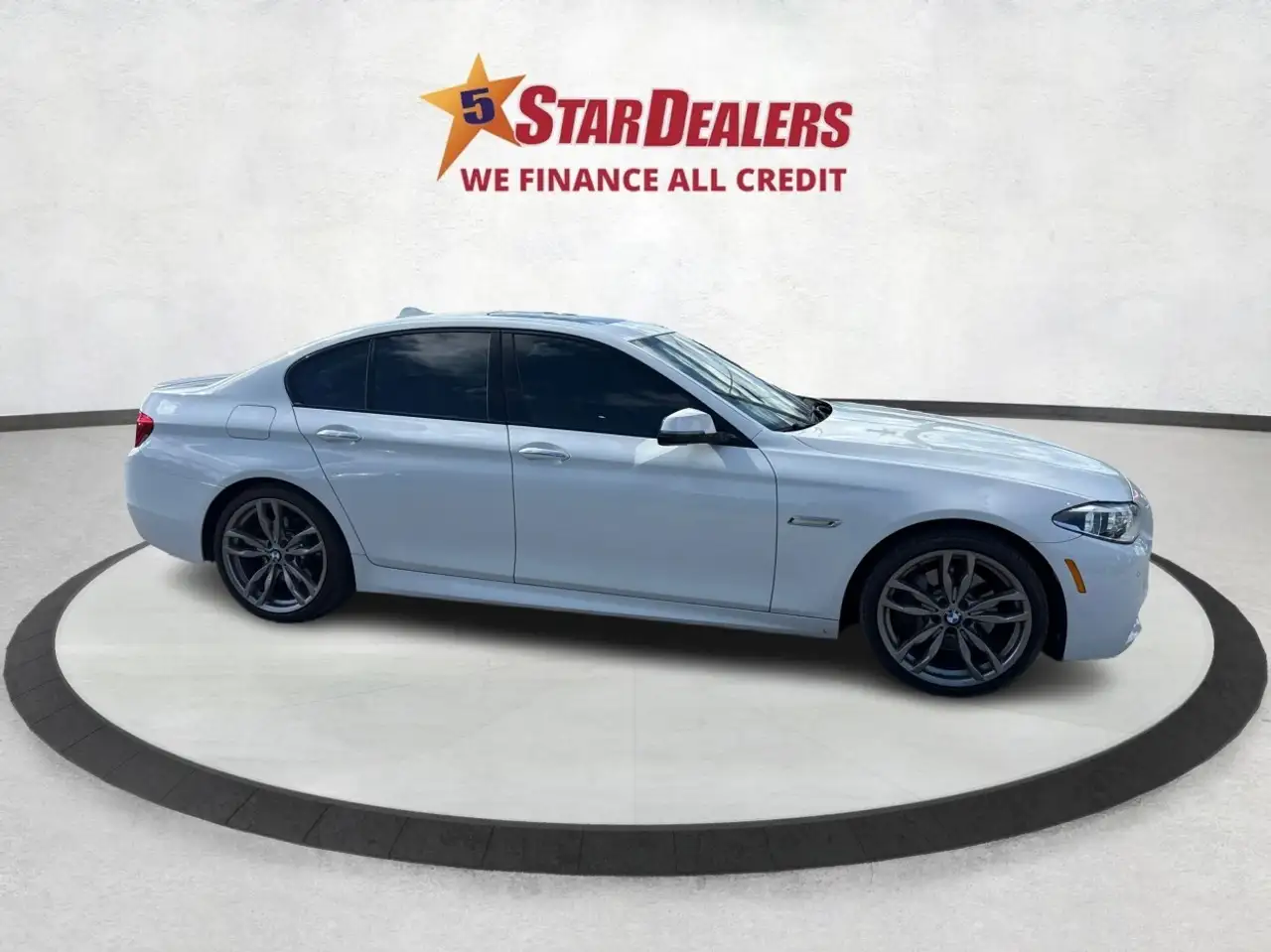 BMW 5 Series photo BMW 5 Series