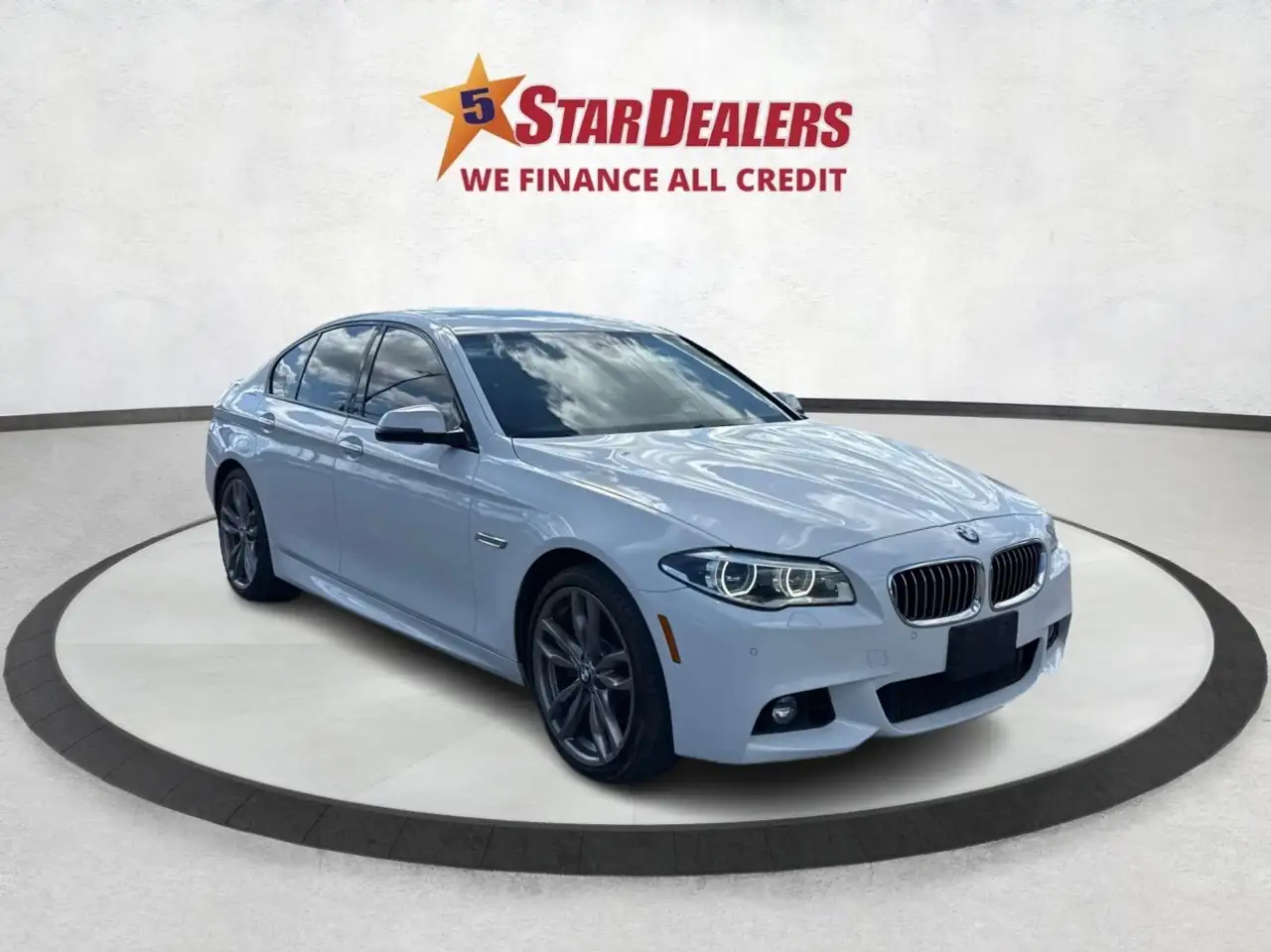 BMW 5 Series photo BMW 5 Series