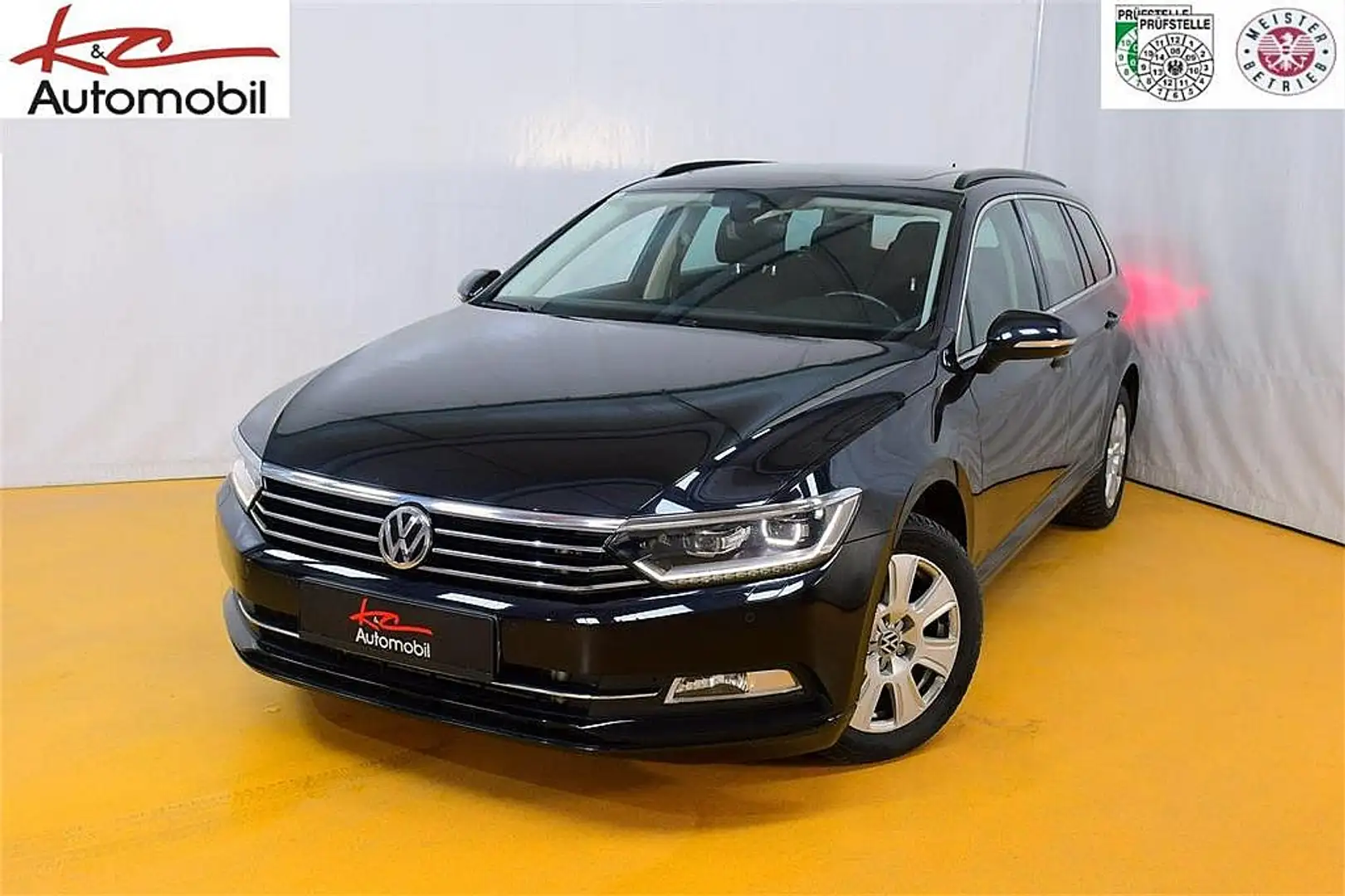 Volkswagen Passat Variant Comfortline 2,0 TDI SCR Černá - 1