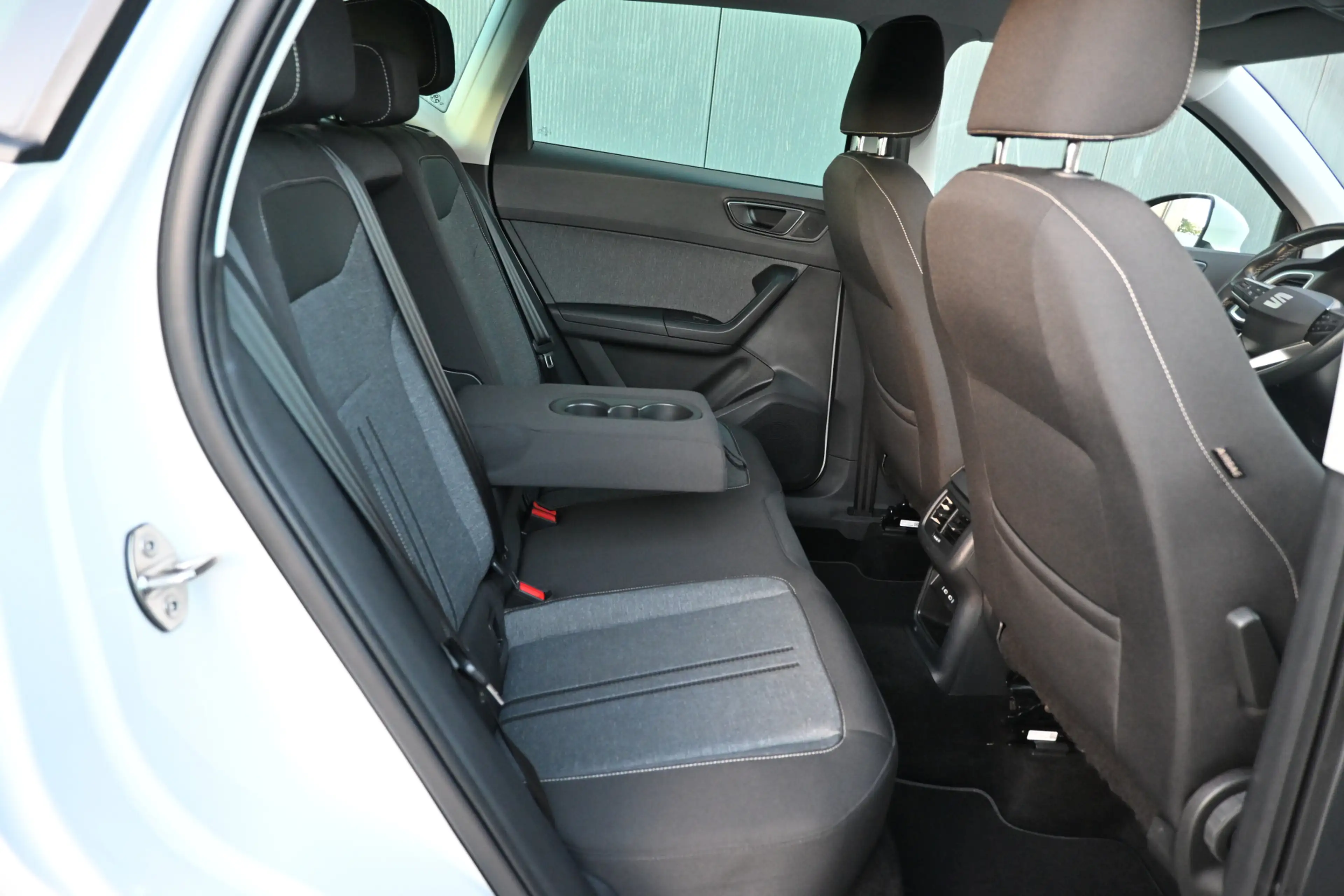 SEAT Ateca 1.0 TSI Style Business Intense trekhaak camera — photo 26