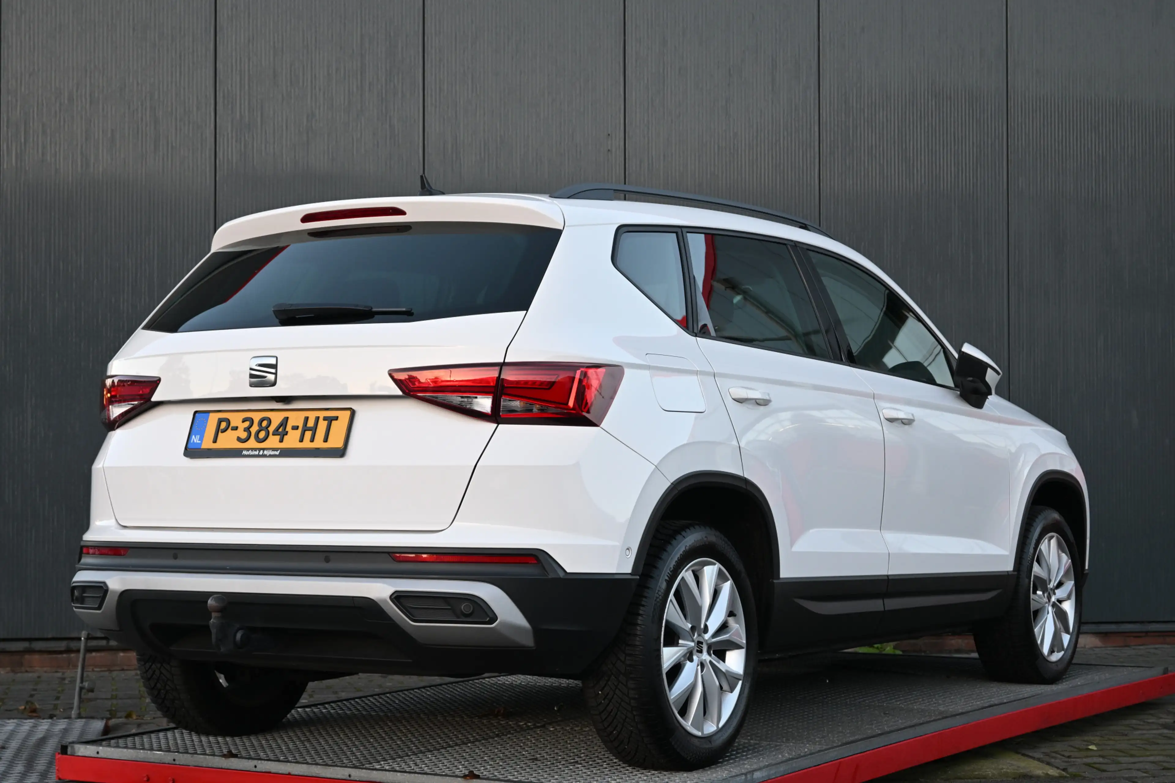 SEAT Ateca 1.0 TSI Style Business Intense trekhaak camera — photo 3