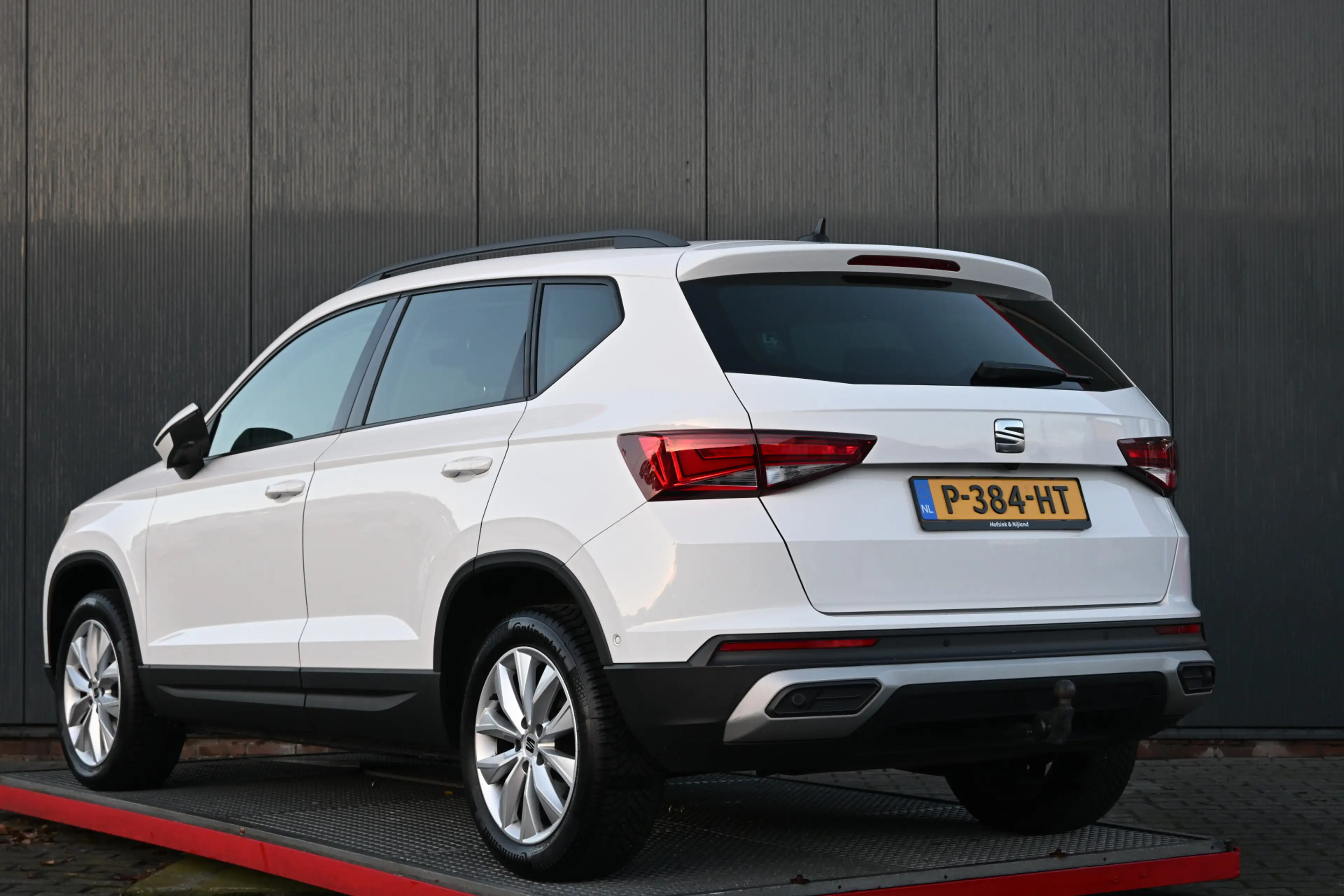 SEAT Ateca 1.0 TSI Style Business Intense trekhaak camera — photo 6