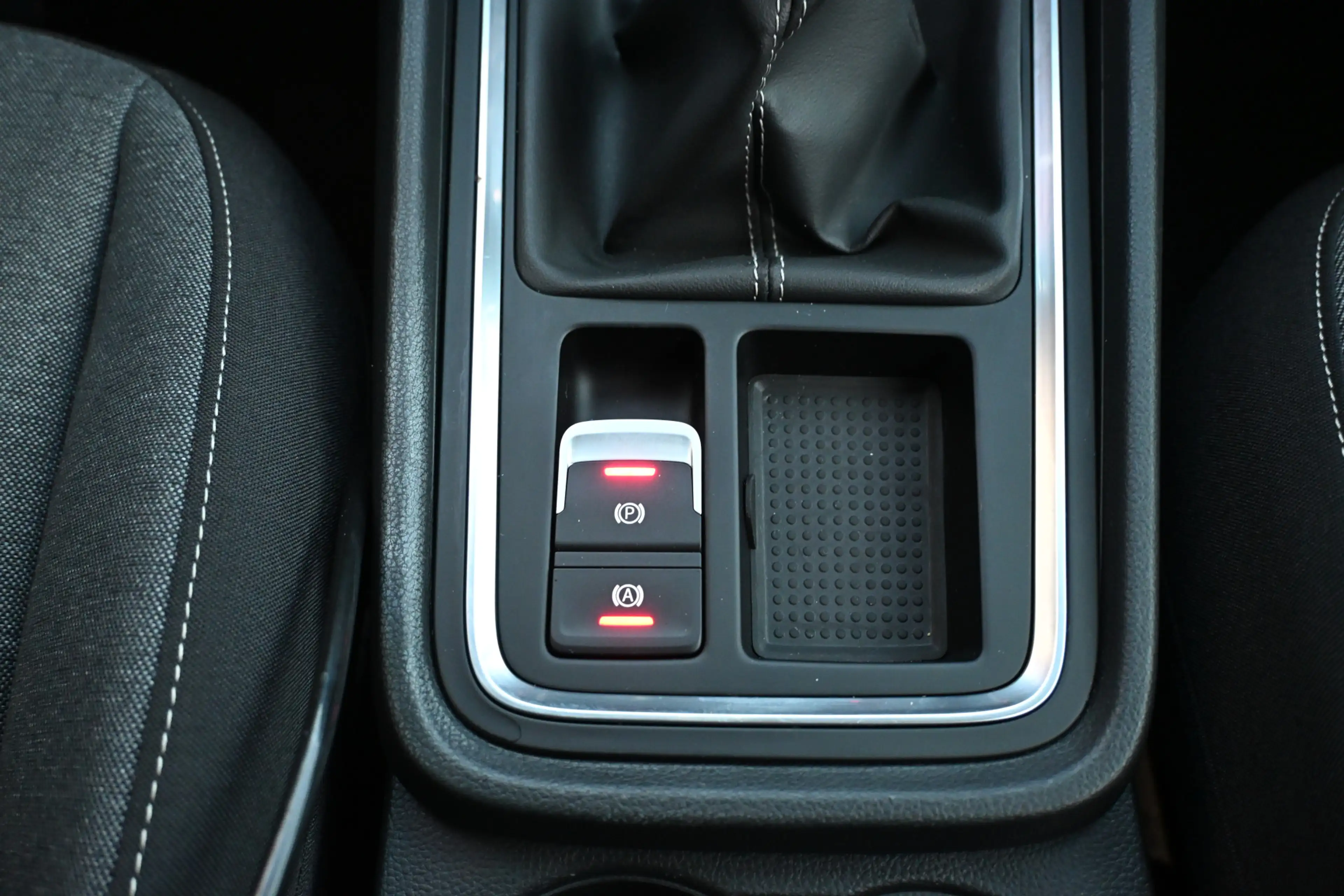 SEAT Ateca 1.0 TSI Style Business Intense trekhaak camera — photo 29