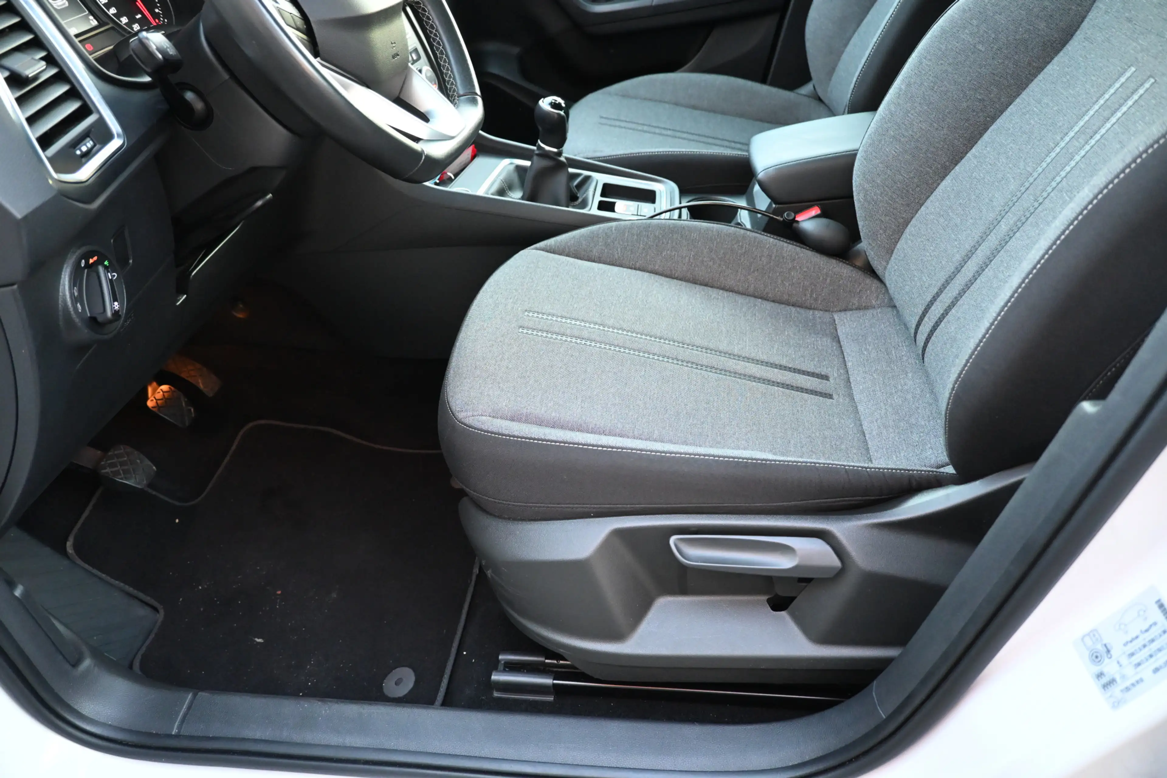 SEAT Ateca 1.0 TSI Style Business Intense trekhaak camera — photo 33