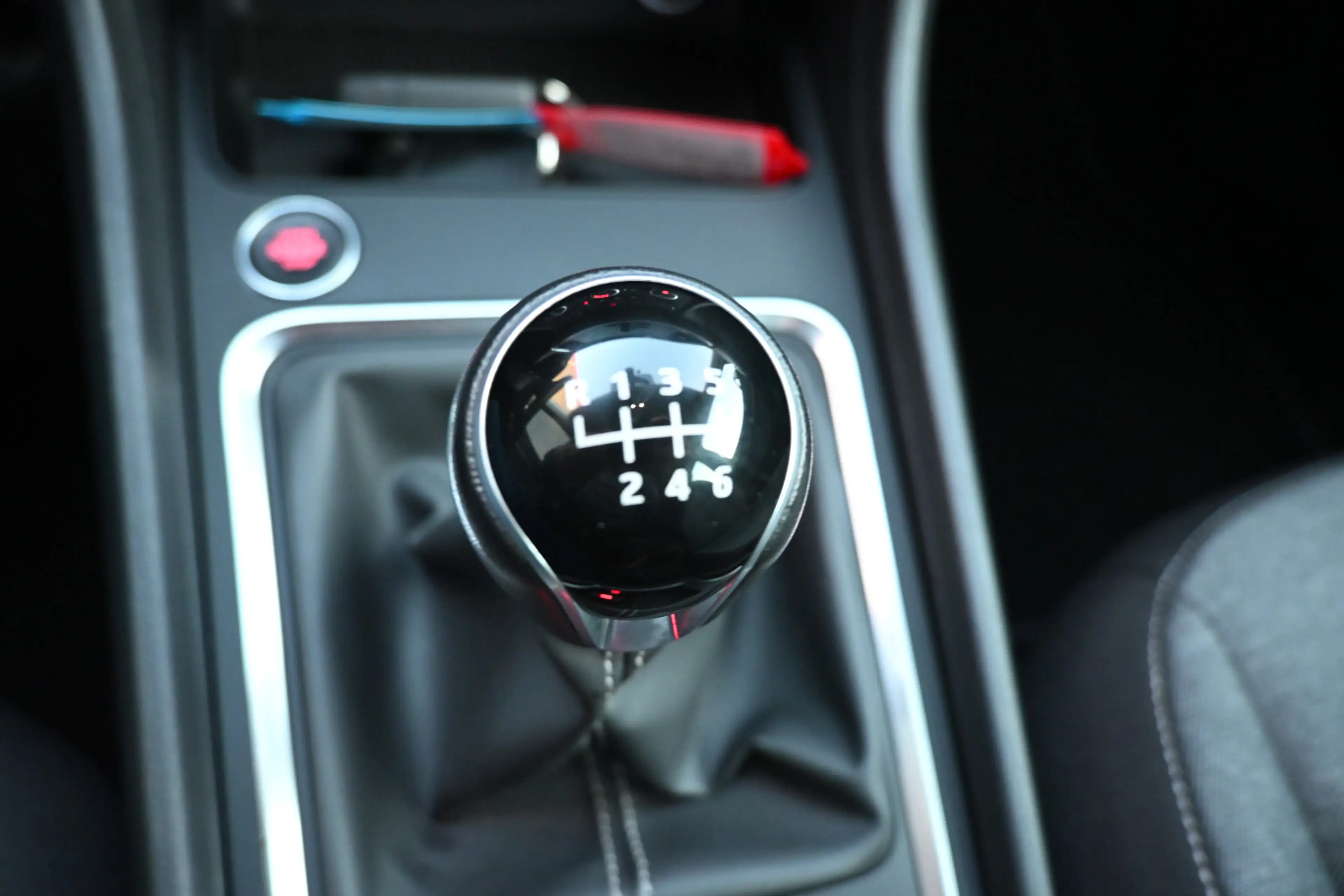 SEAT Ateca 1.0 TSI Style Business Intense trekhaak camera — photo 35