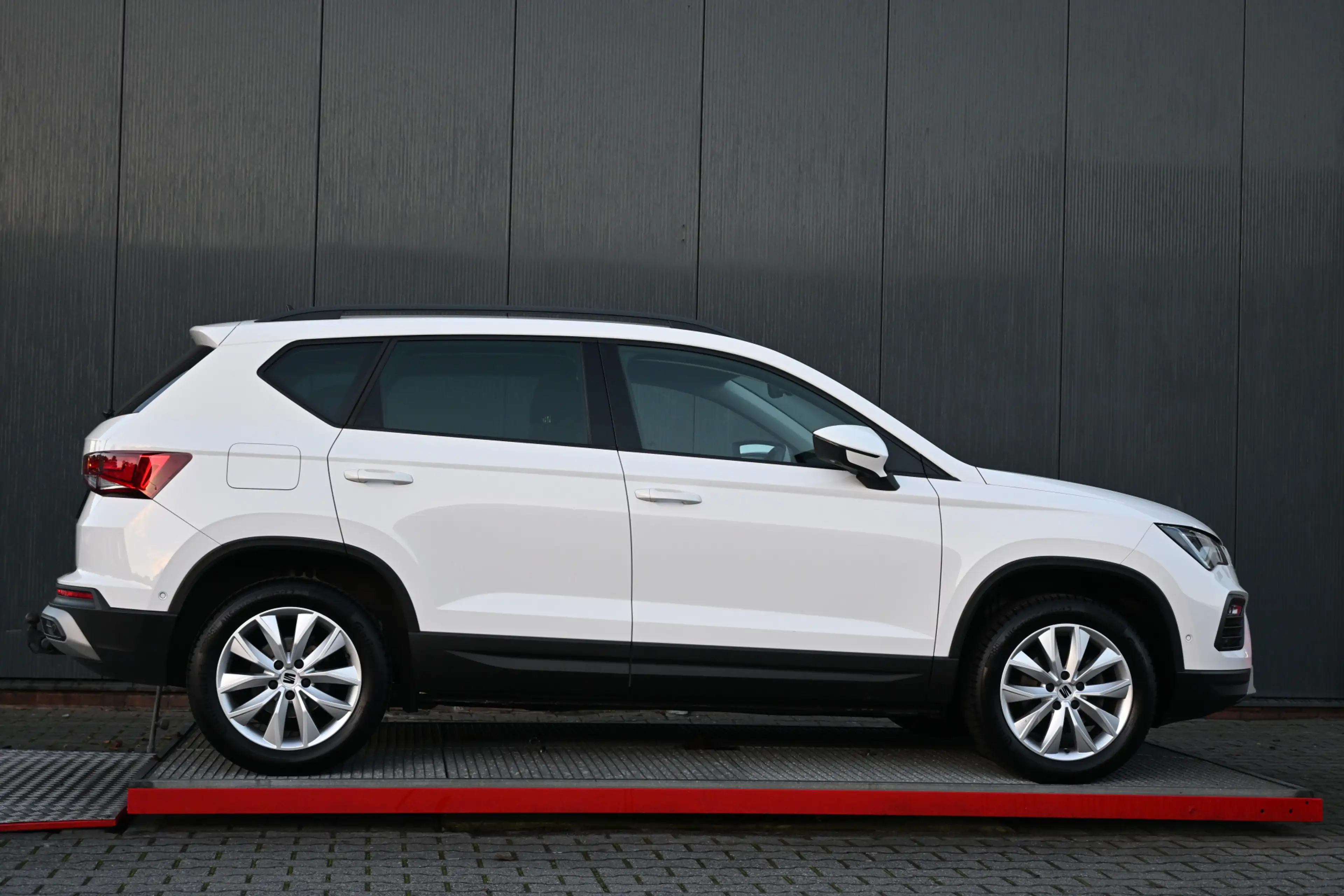 SEAT Ateca 1.0 TSI Style Business Intense trekhaak camera — photo 2
