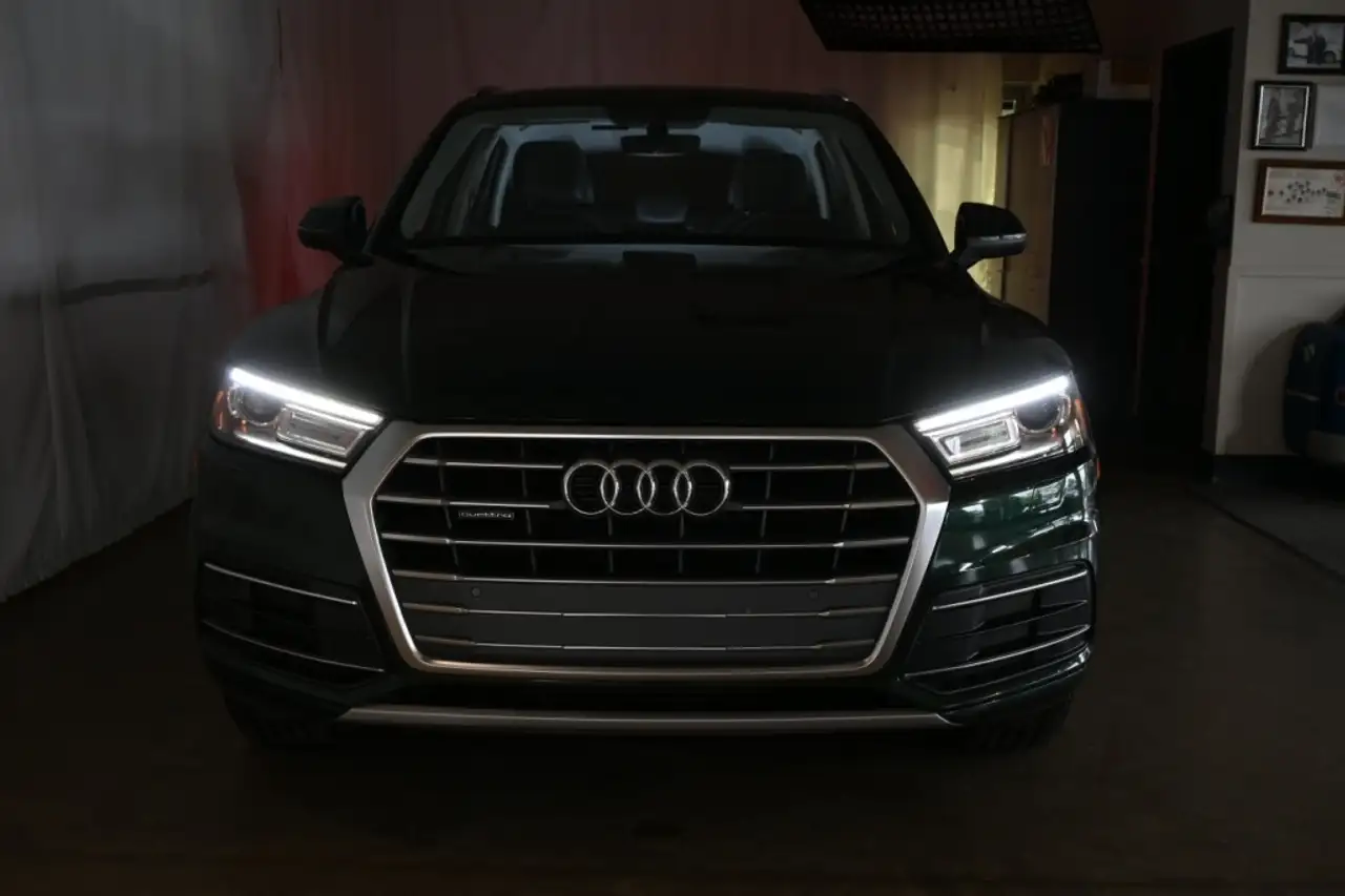Audi Q5 снимка Audi Q5