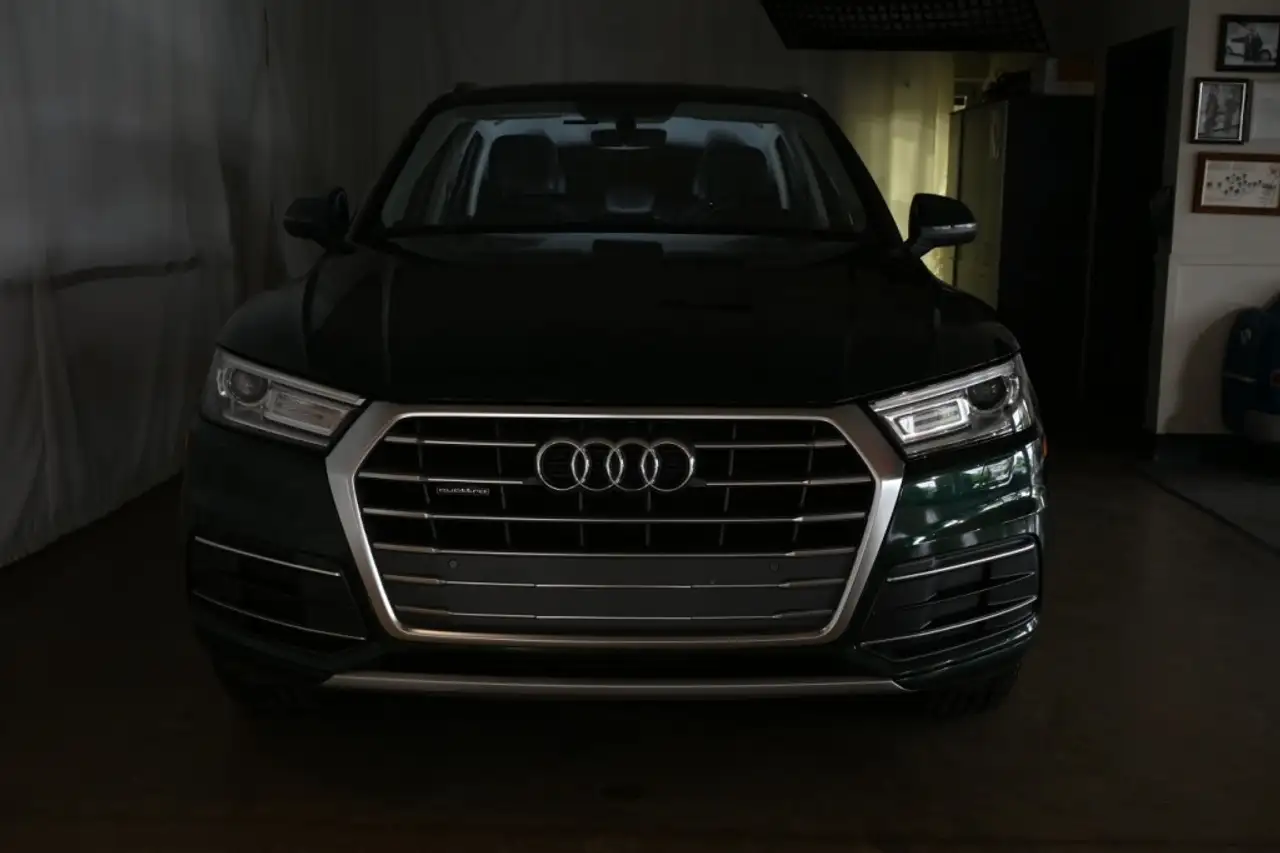 Audi Q5 снимка Audi Q5