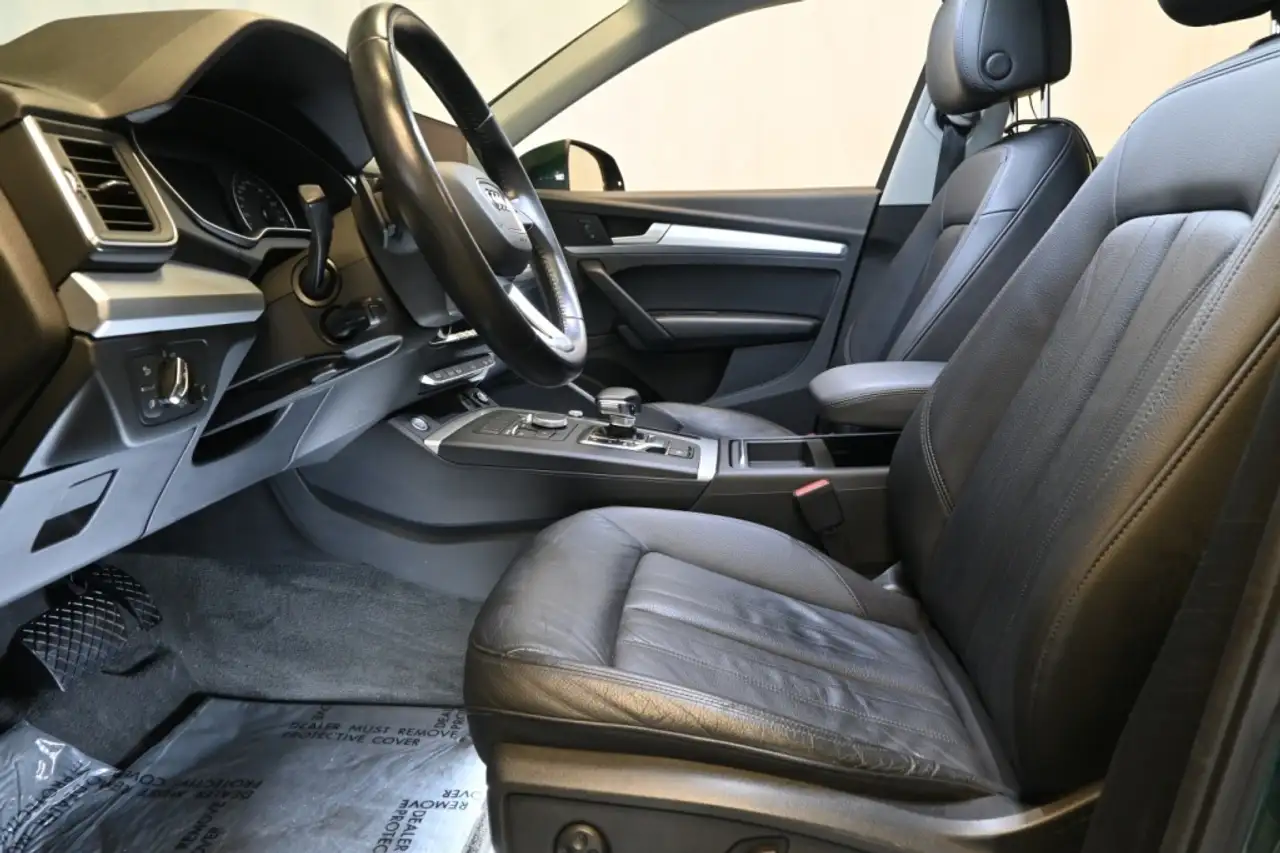 Audi Q5 снимка Audi Q5