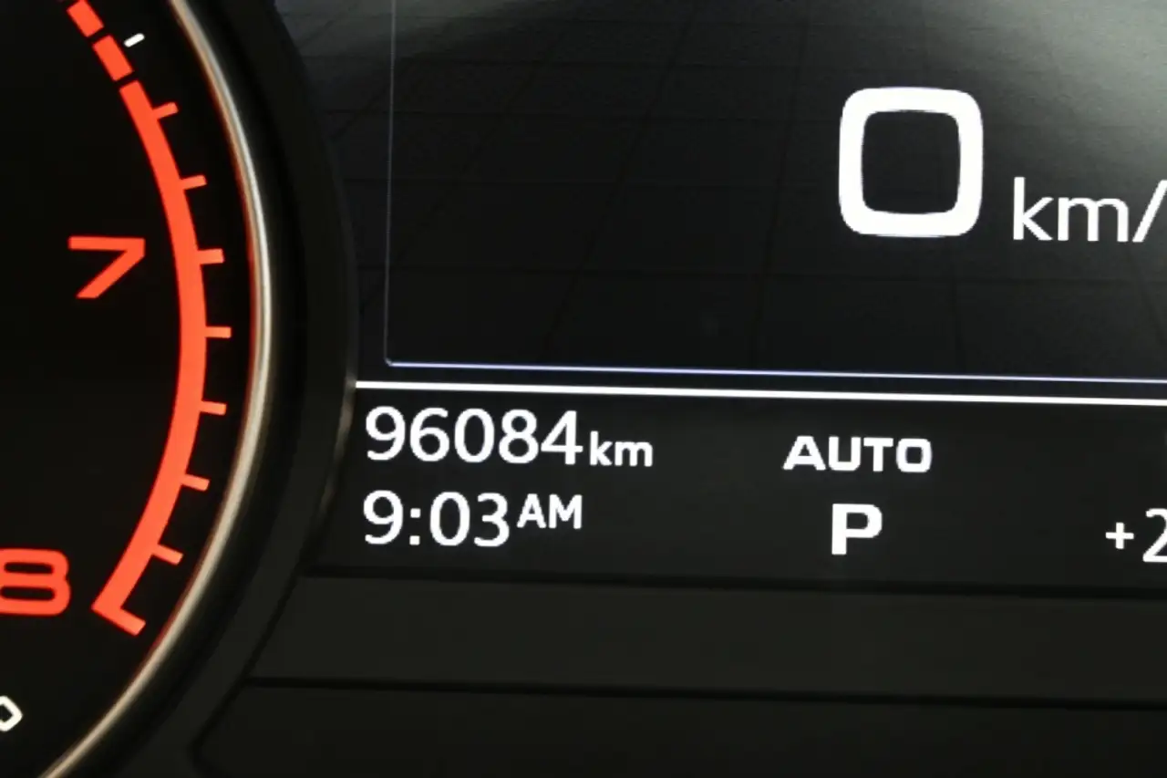 Audi Q5 снимка Audi Q5