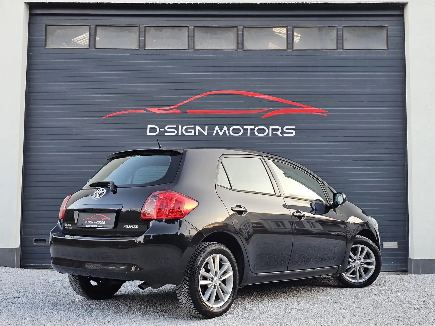 Toyota Auris 1.33i VVT-i (100ch) 2010 157.126km 1er PROP !! Noir - 2