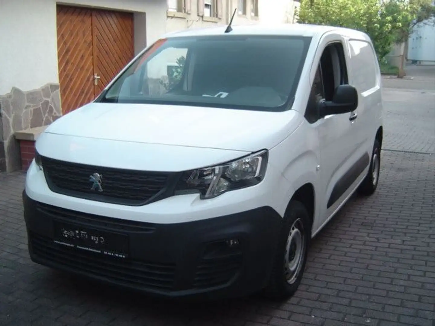 Peugeot Partner Premium L1 dritter Gang Problem Weiß - 1