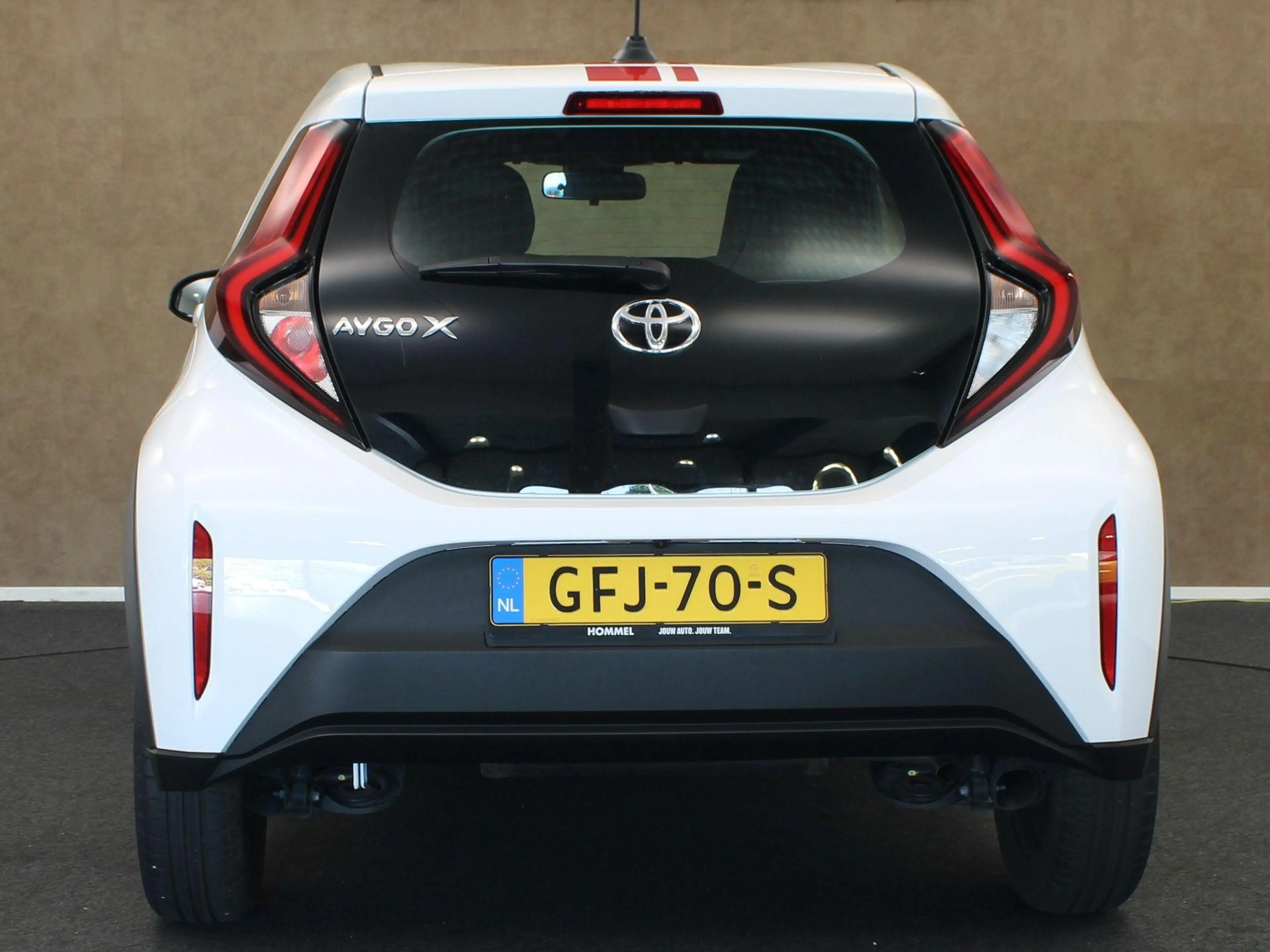 Toyota Aygo X 1.0 VVT-i MT Play - ORIGINEEL NEDERLANDSE AUTO - A — photo 11